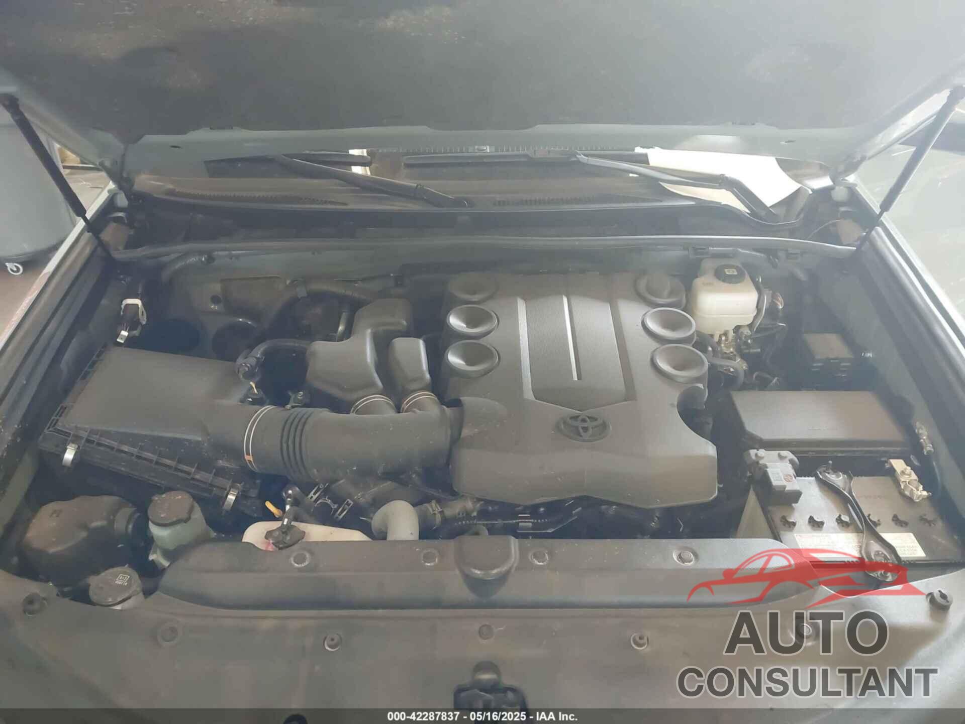 TOYOTA 4RUNNER 2023 - JTERU5JR5P6200817