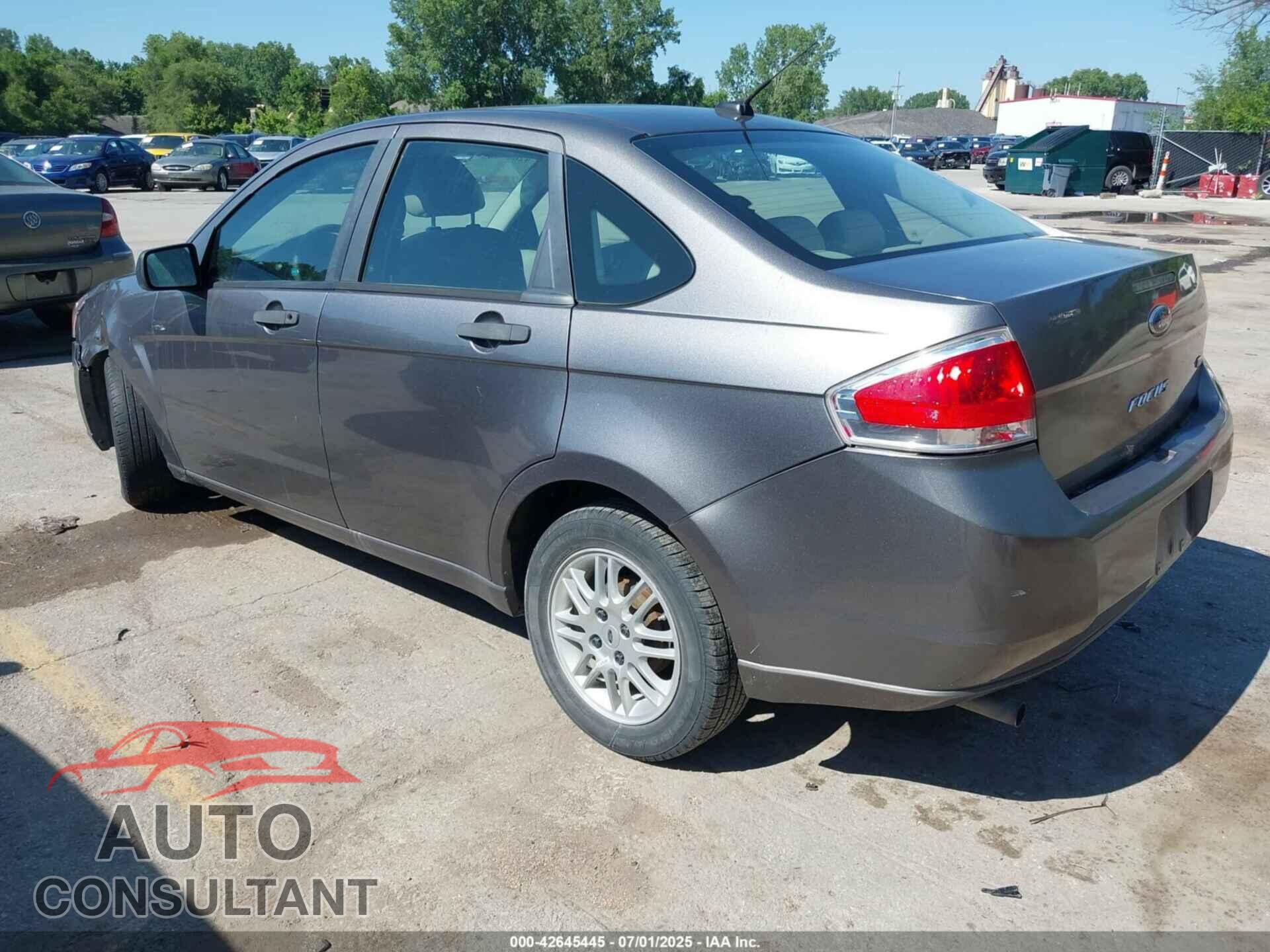 FORD FOCUS 2011 - 1FAHP3FN8BW179655