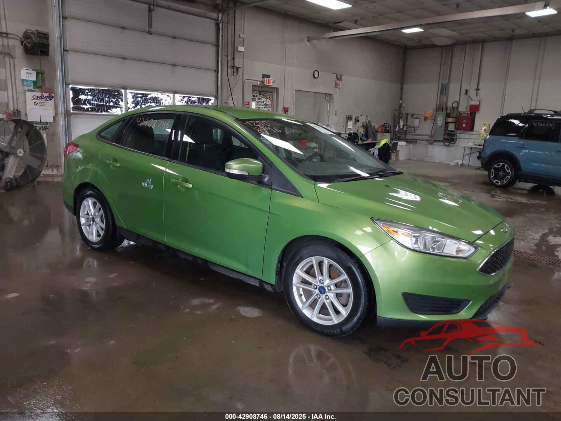 FORD FOCUS 2018 - 1FADP3F26JL264174