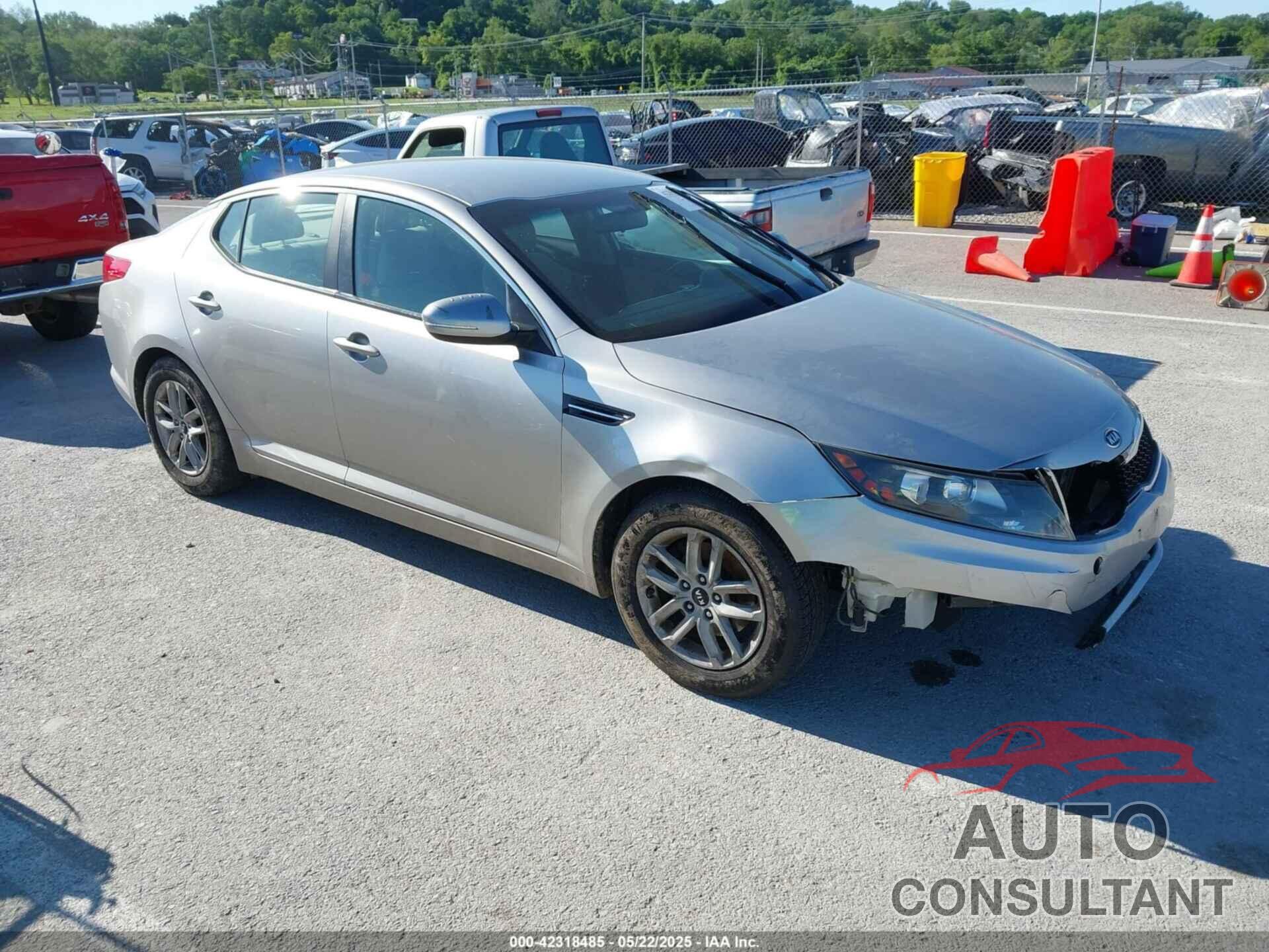 KIA OPTIMA 2011 - KNAGM4A7XB5085177