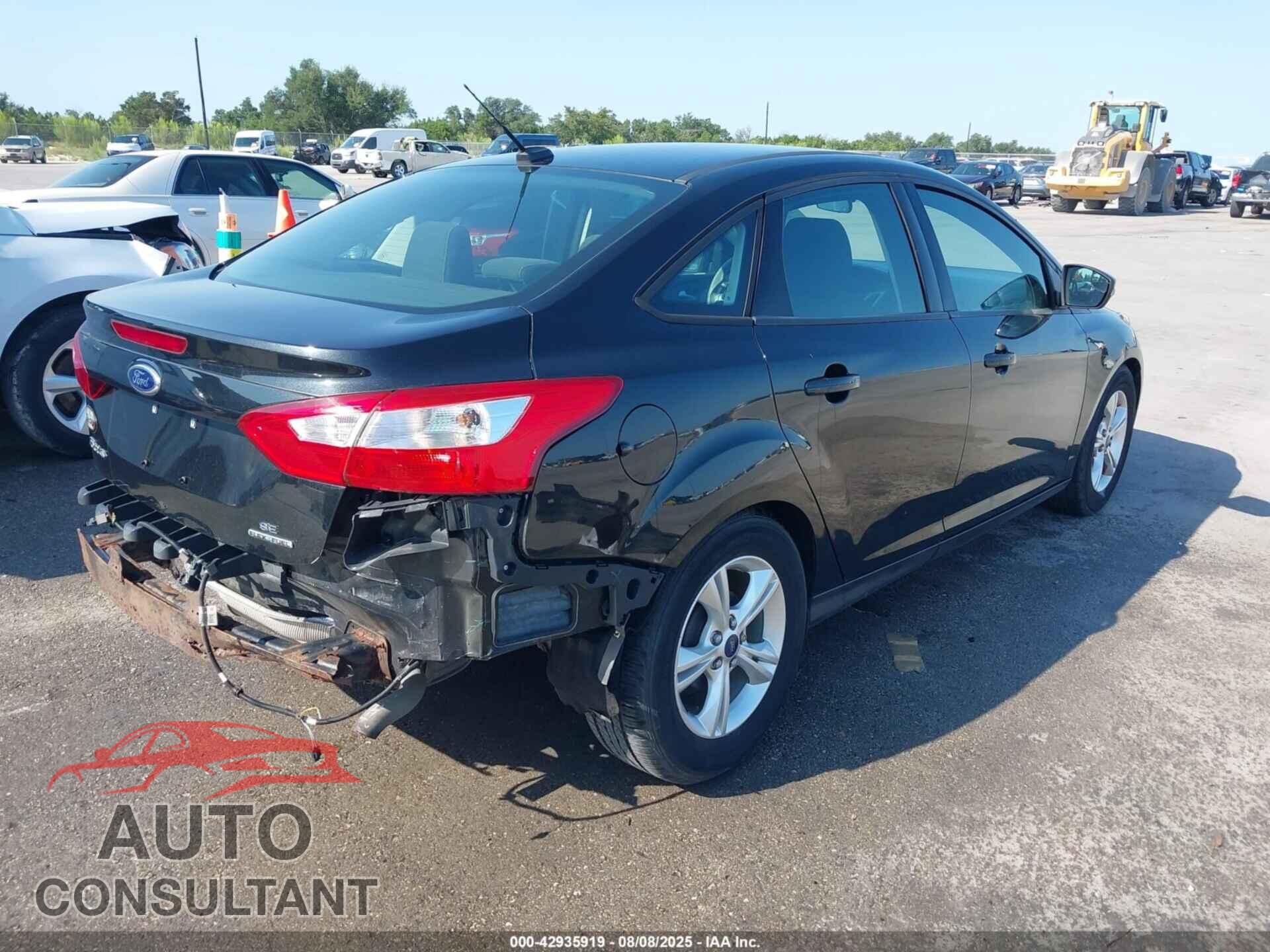 FORD FOCUS 2014 - 1FADP3F23EL244938