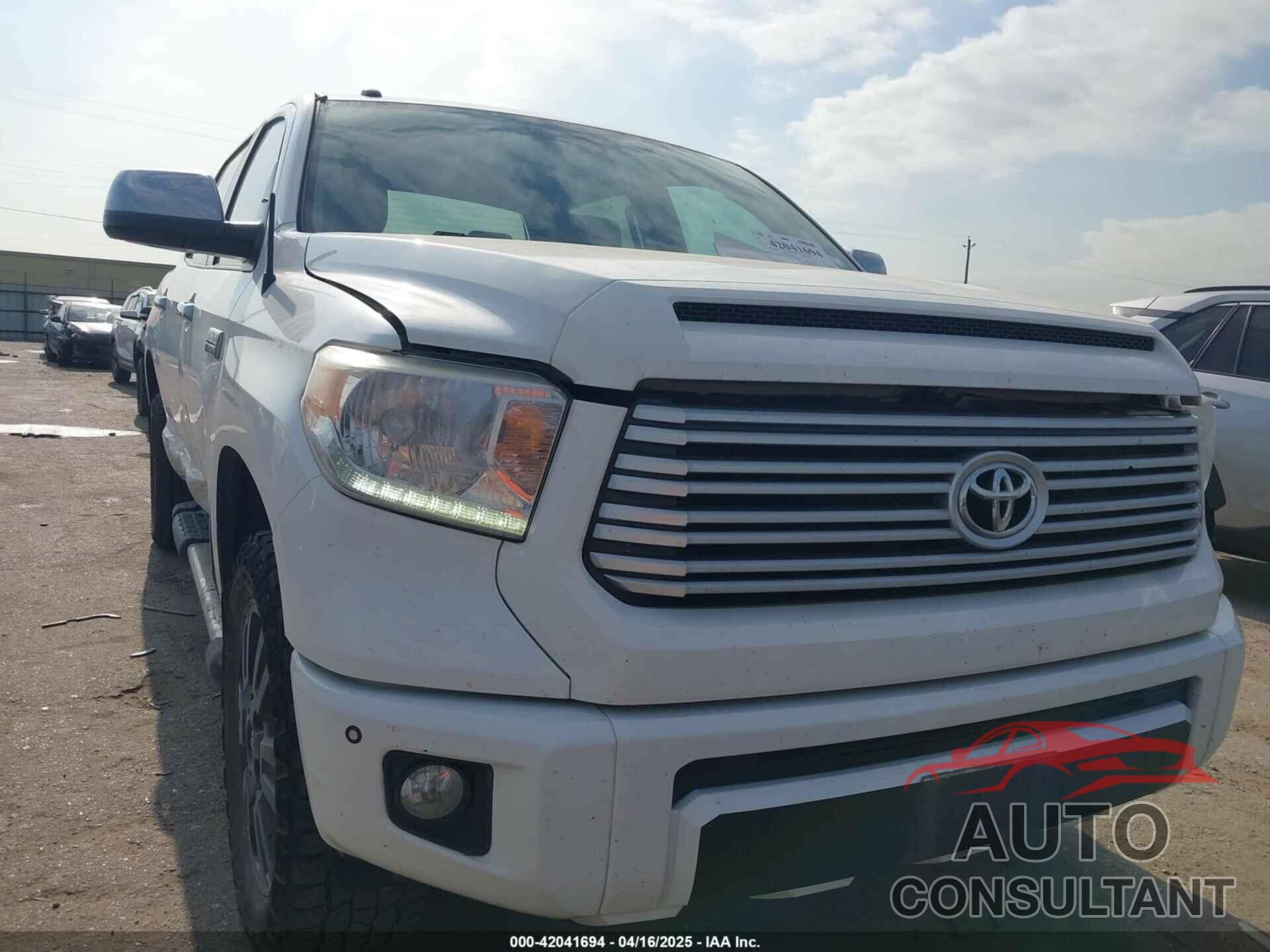 TOYOTA TUNDRA 2017 - 5TFAW5F17HX589955