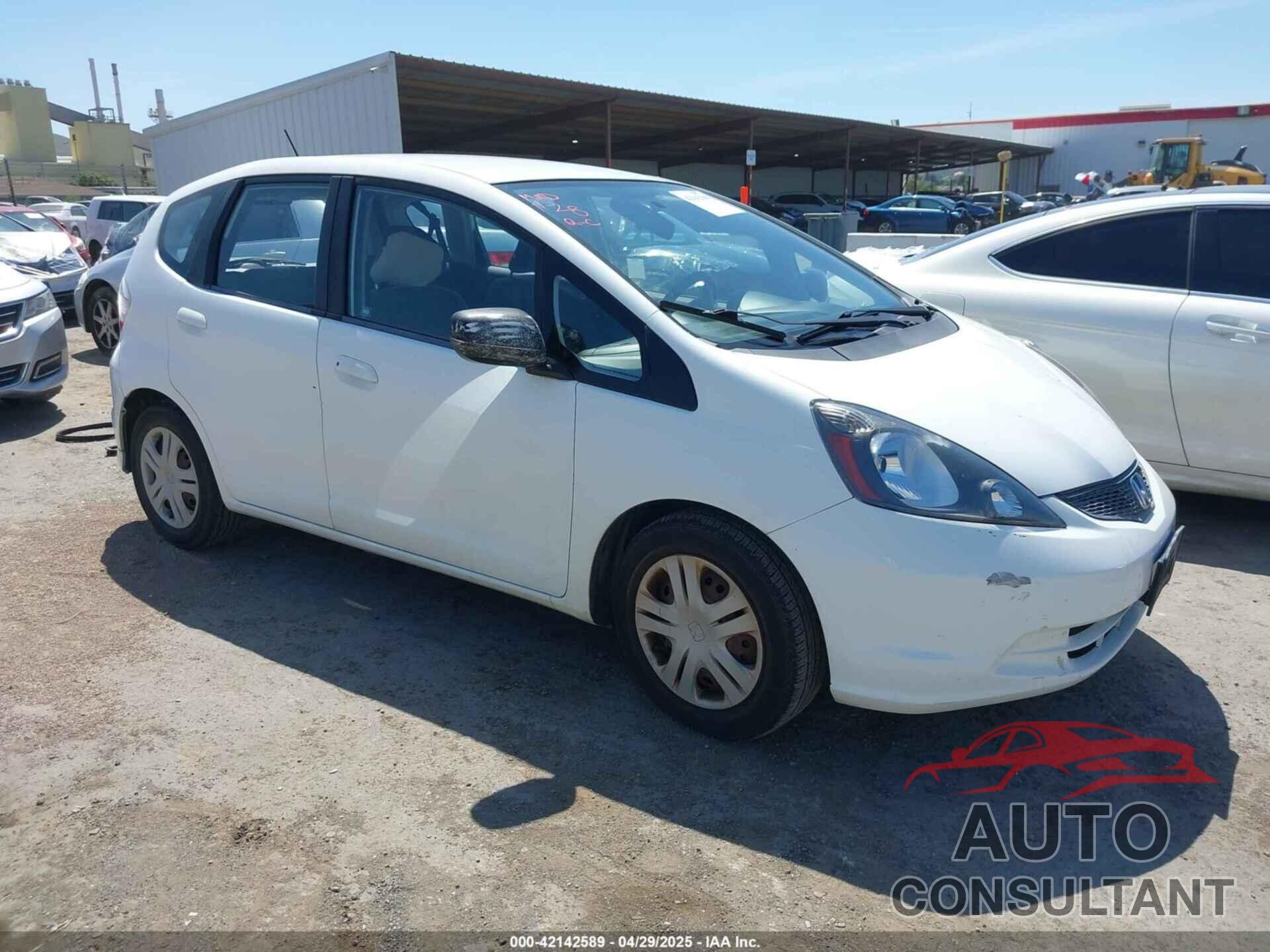 HONDA FIT 2009 - JHMGE88239S045275