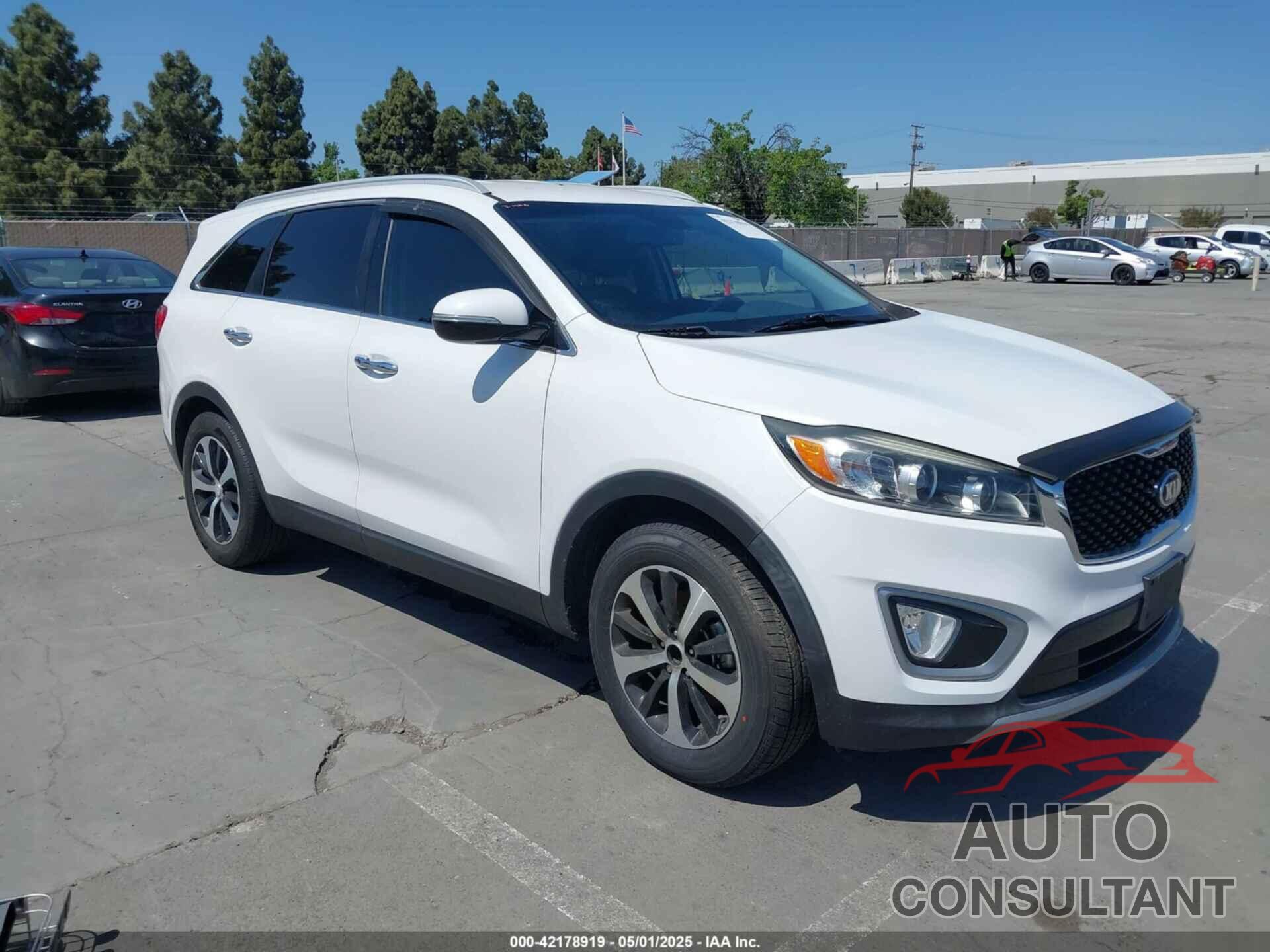 KIA SORENTO 2017 - 5XYPHDA1XHG277668