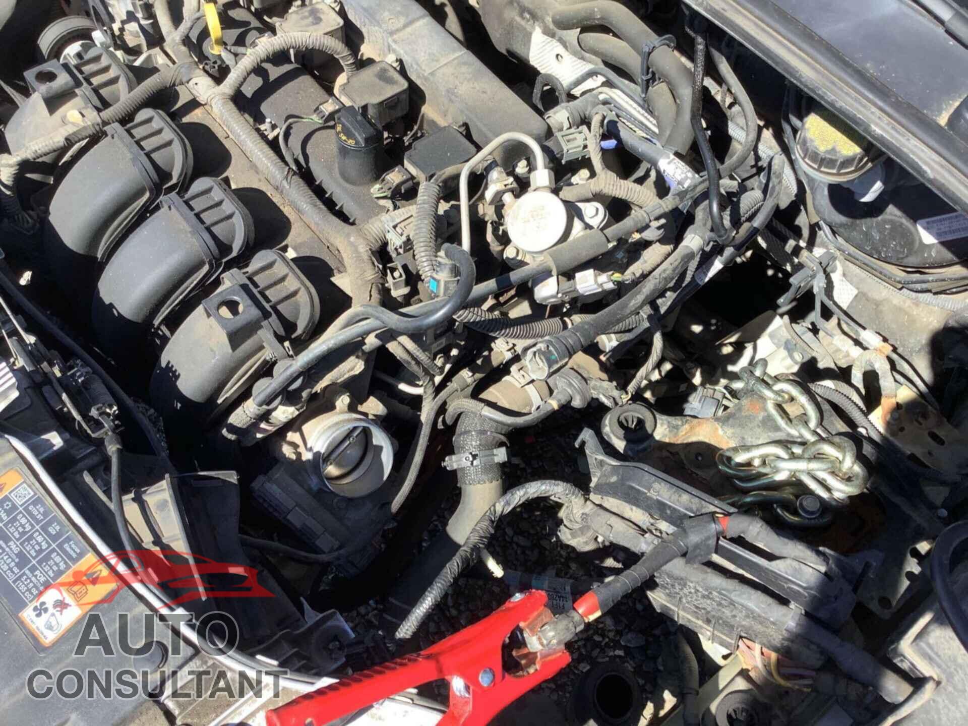 FORD FOCUS 2016 - 1FADP3E22GL366131