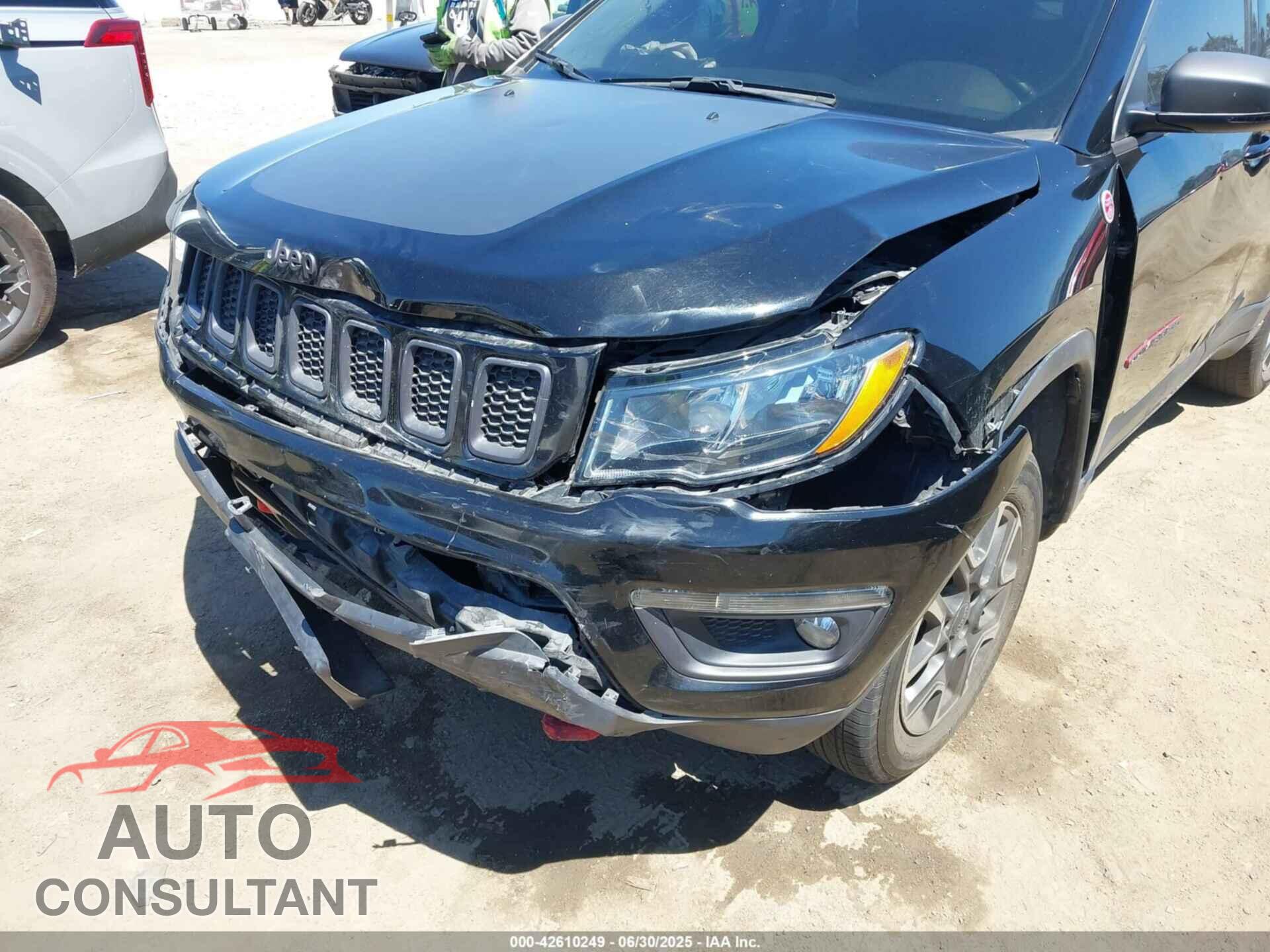 JEEP COMPASS 2020 - 3C4NJDDB7LT170420