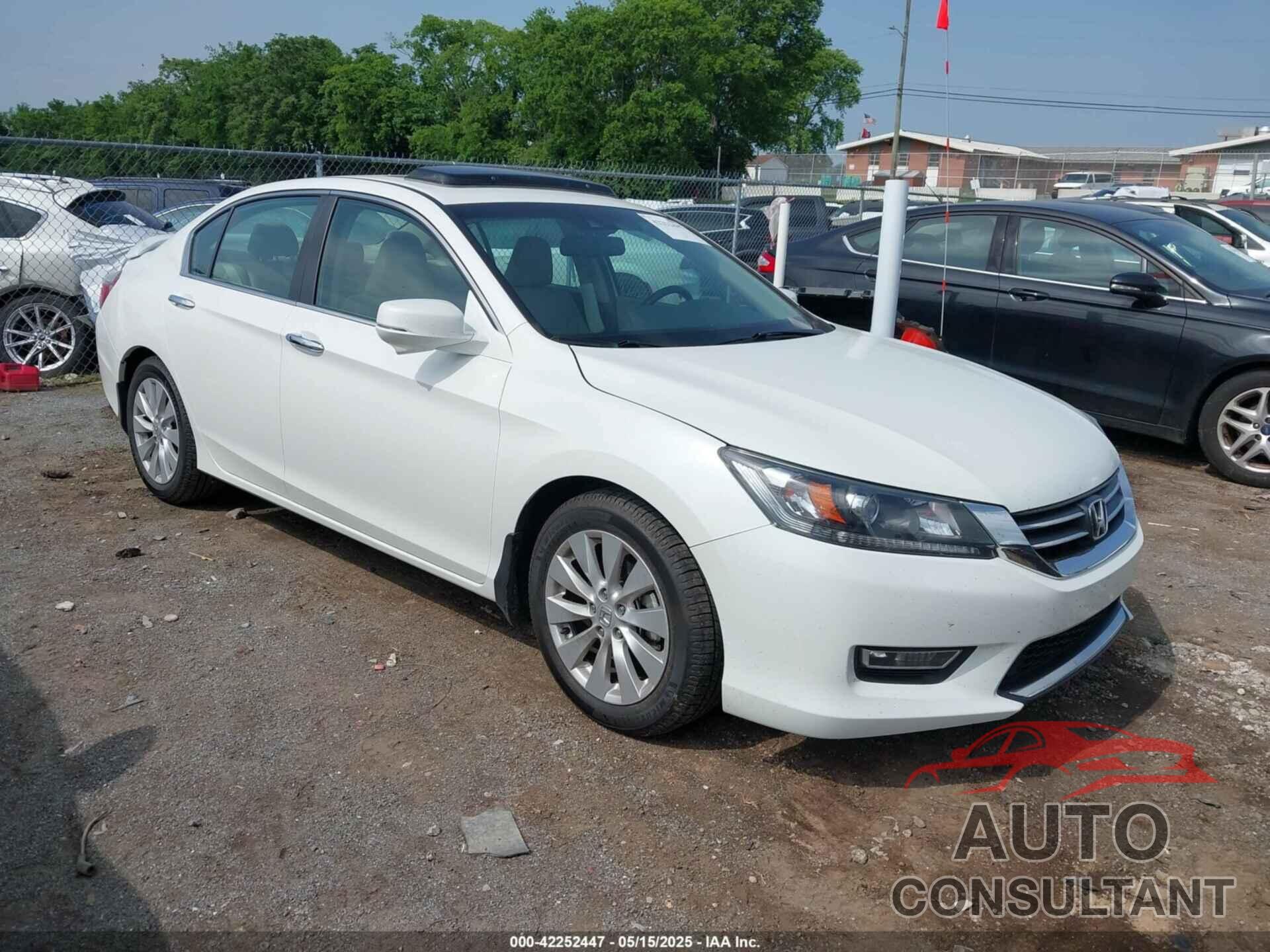 HONDA ACCORD 2013 - 1HGCR2F82DA060102