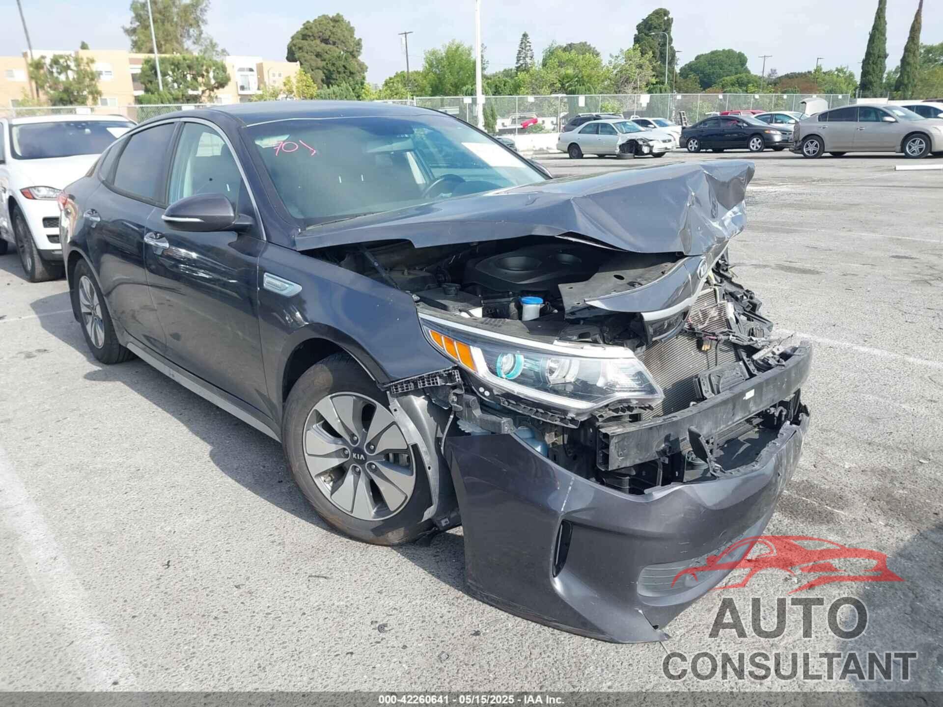 KIA OPTIMA HYBRID 2017 - KNAGT4LE7H5011884