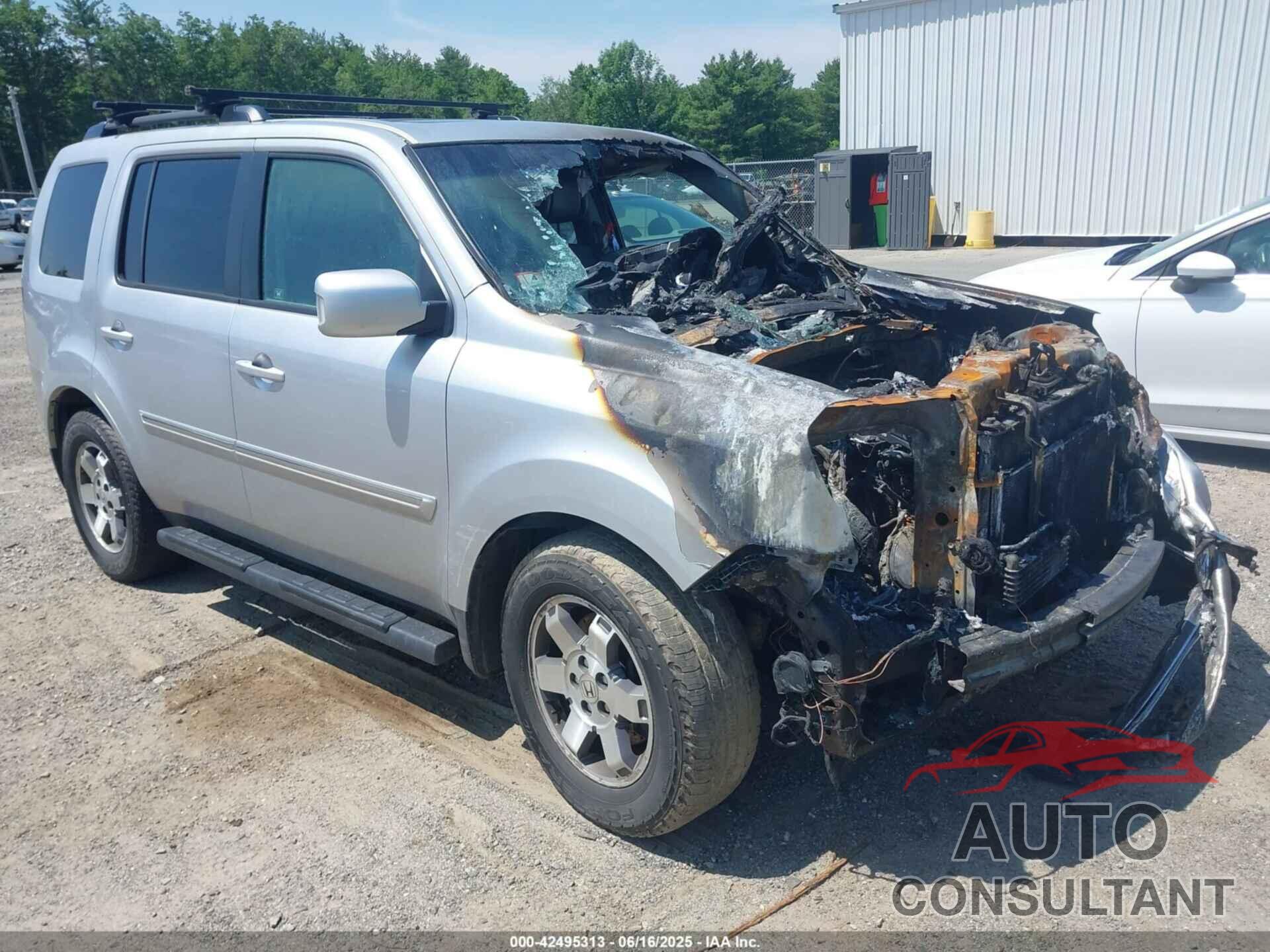 HONDA PILOT 2010 - 5FNYF4H94AB010058