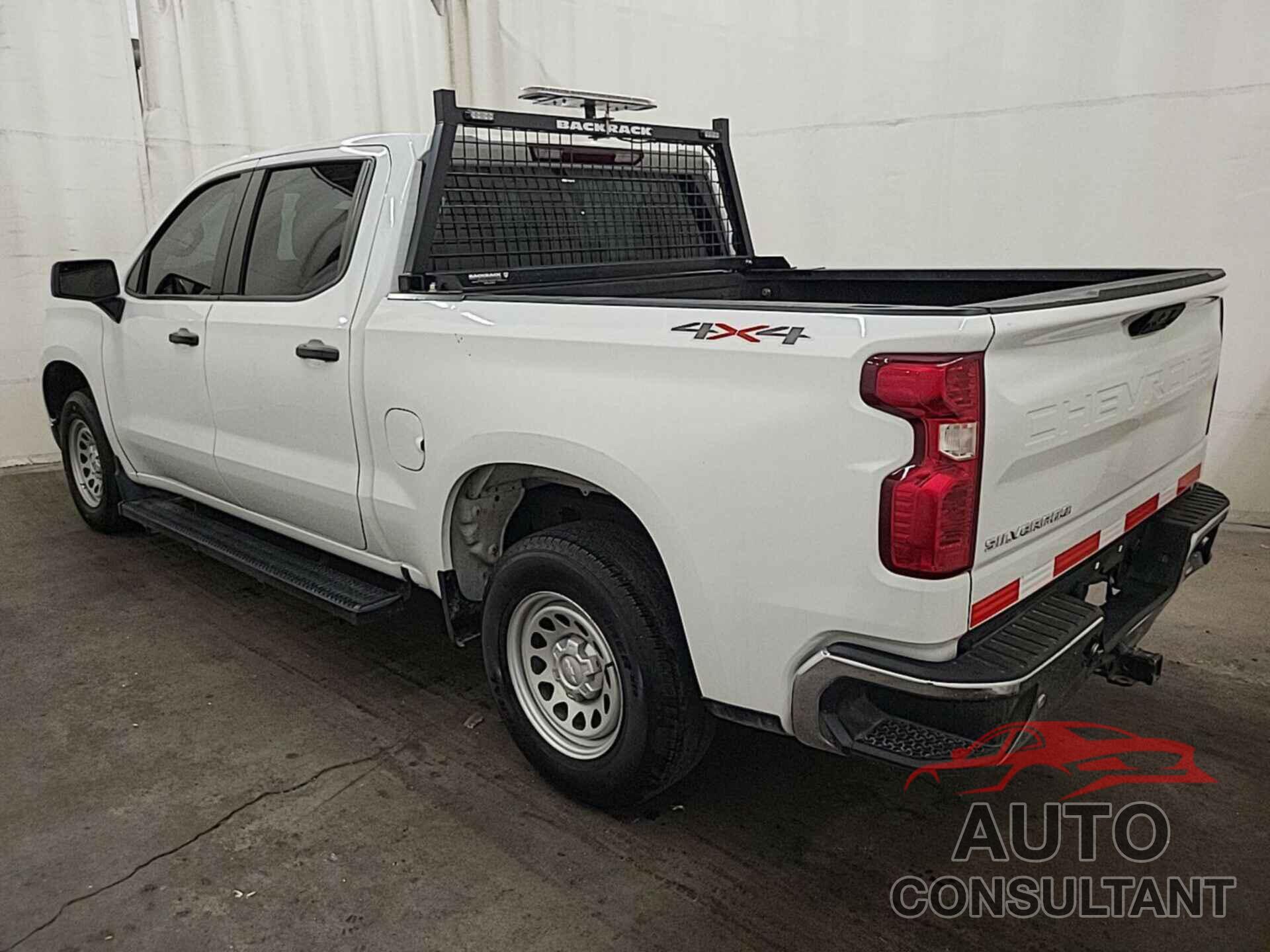 CHEVROLET SILVERADO 2023 - 1GCPDAEK2PZ216263