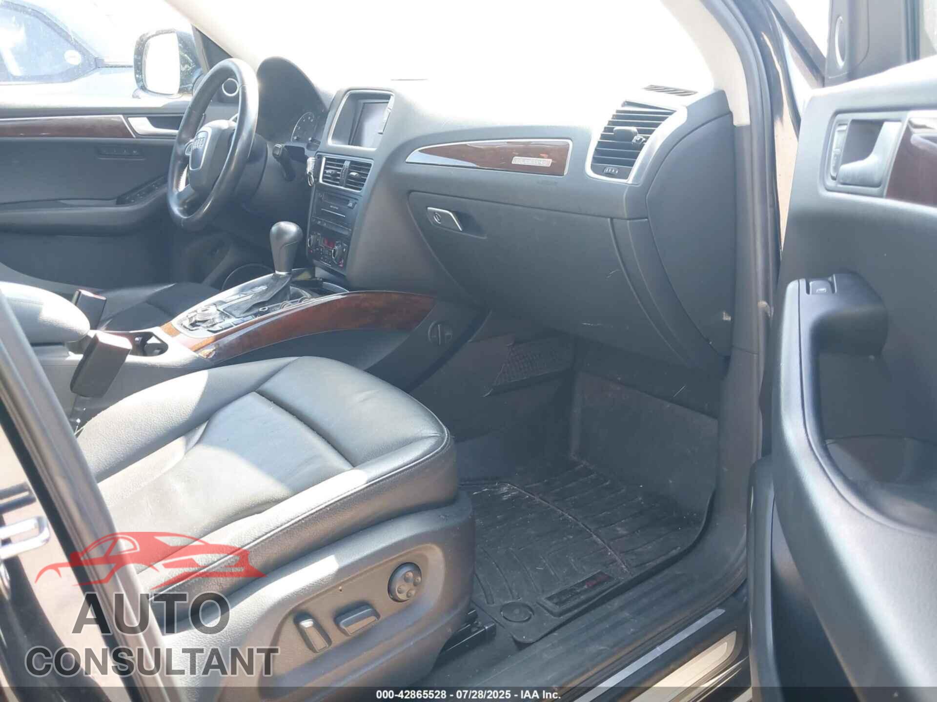 AUDI Q5 2012 - WA1LFAFP9CA031293