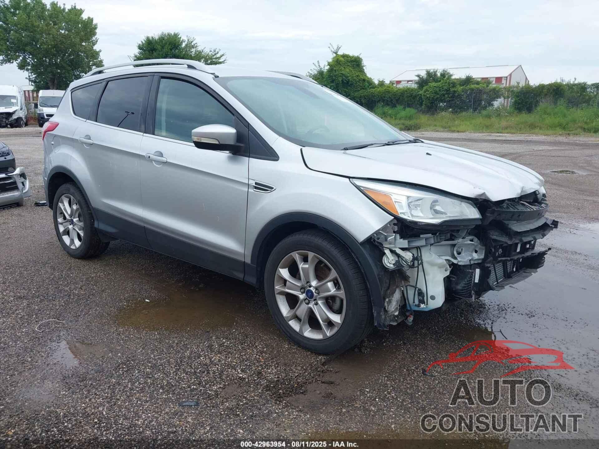 FORD ESCAPE 2015 - 1FMCU9J91FUA52379