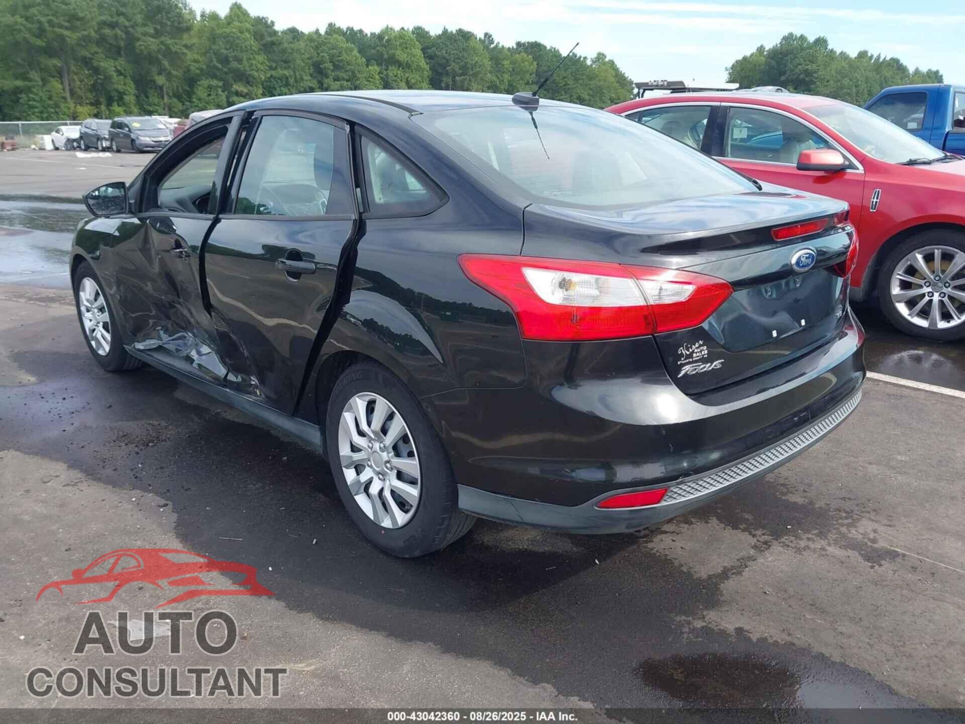 FORD FOCUS 2012 - 1FAHP3F20CL170084