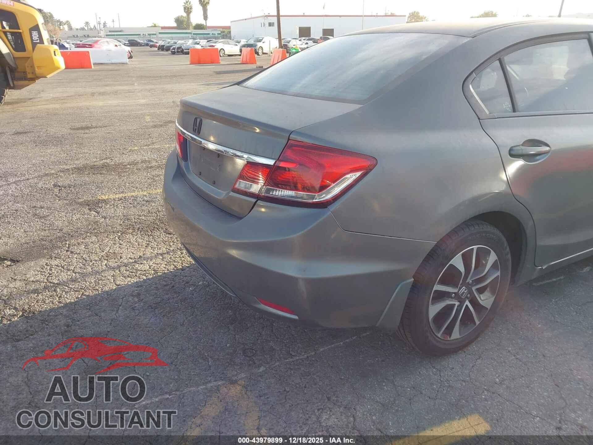 HONDA CIVIC 2013 - 19XFB2F95DE024006