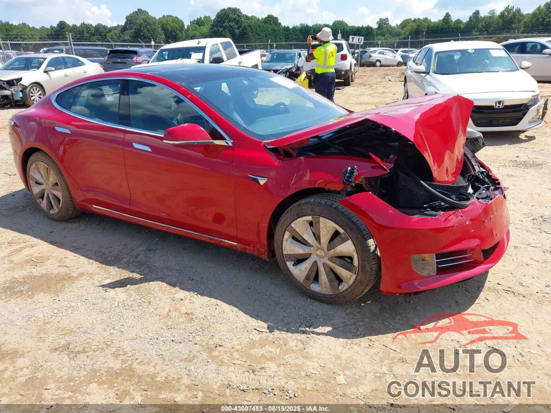 TESLA MODEL S 2021 - 5YJSA1E24MF423659