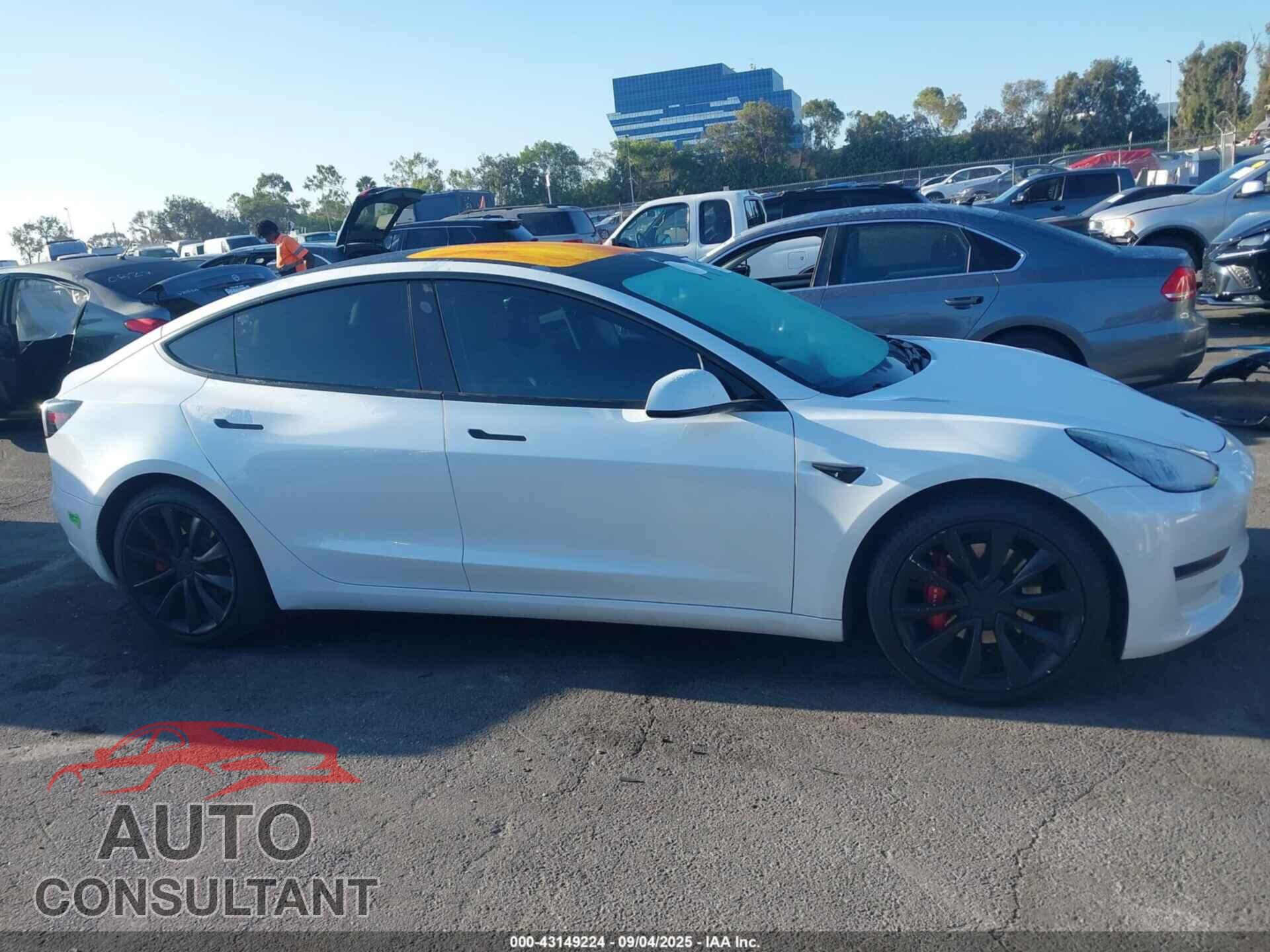 TESLA MODEL 3 2018 - 5YJ3E1EA0JF059090