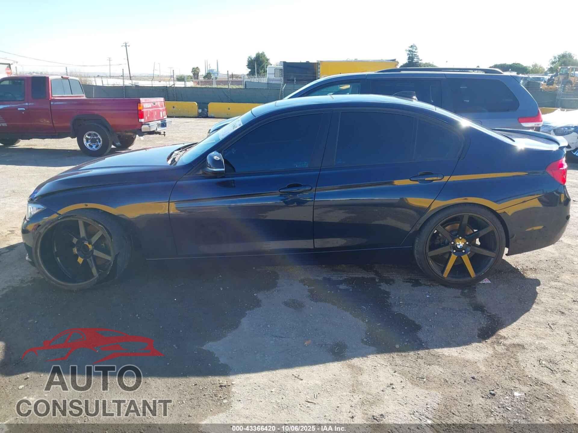 BMW 320I 2016 - WBA8E1G5XGNU11637