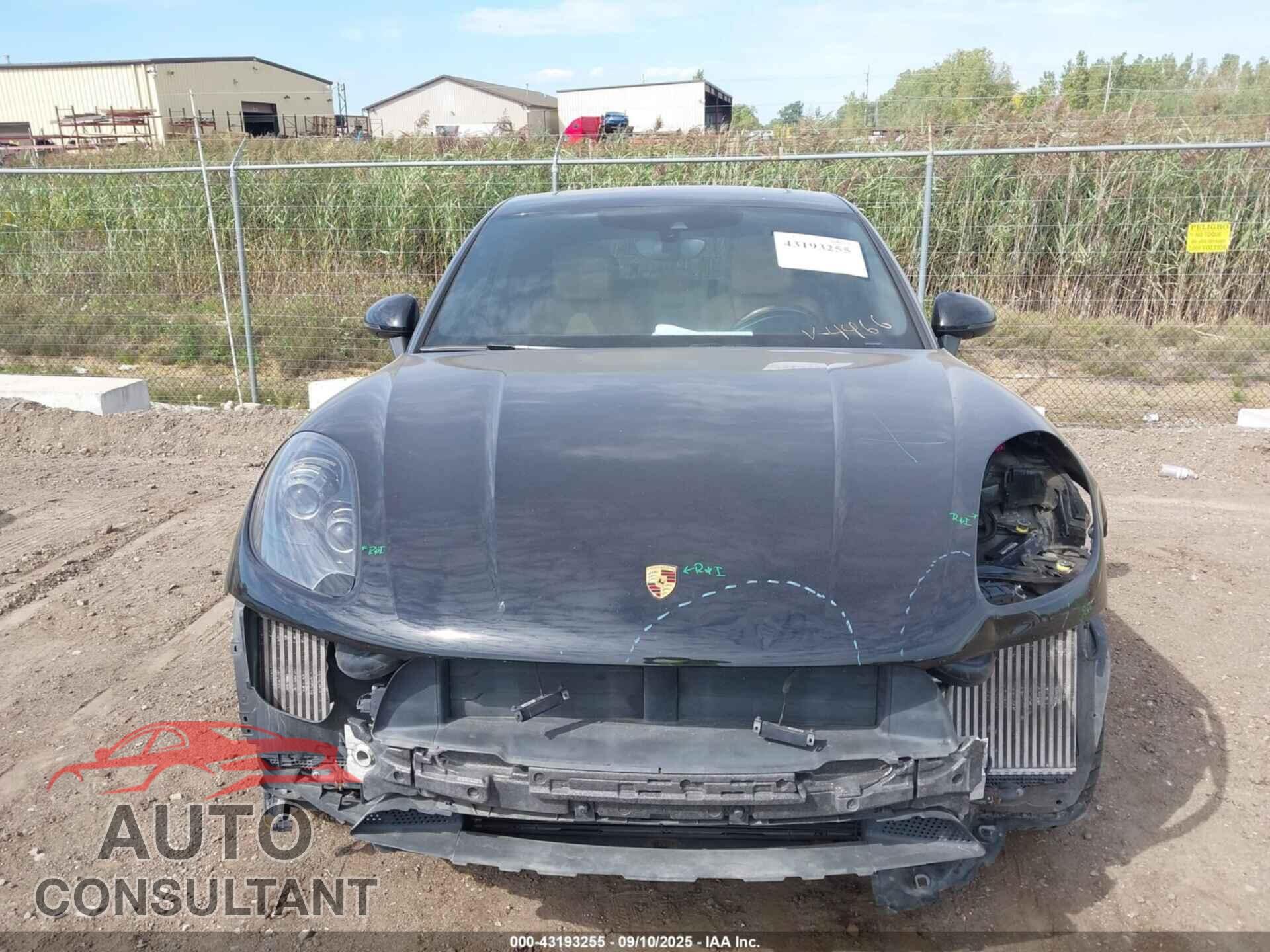 PORSCHE MACAN 2017 - WP1AG2A54HLB54466