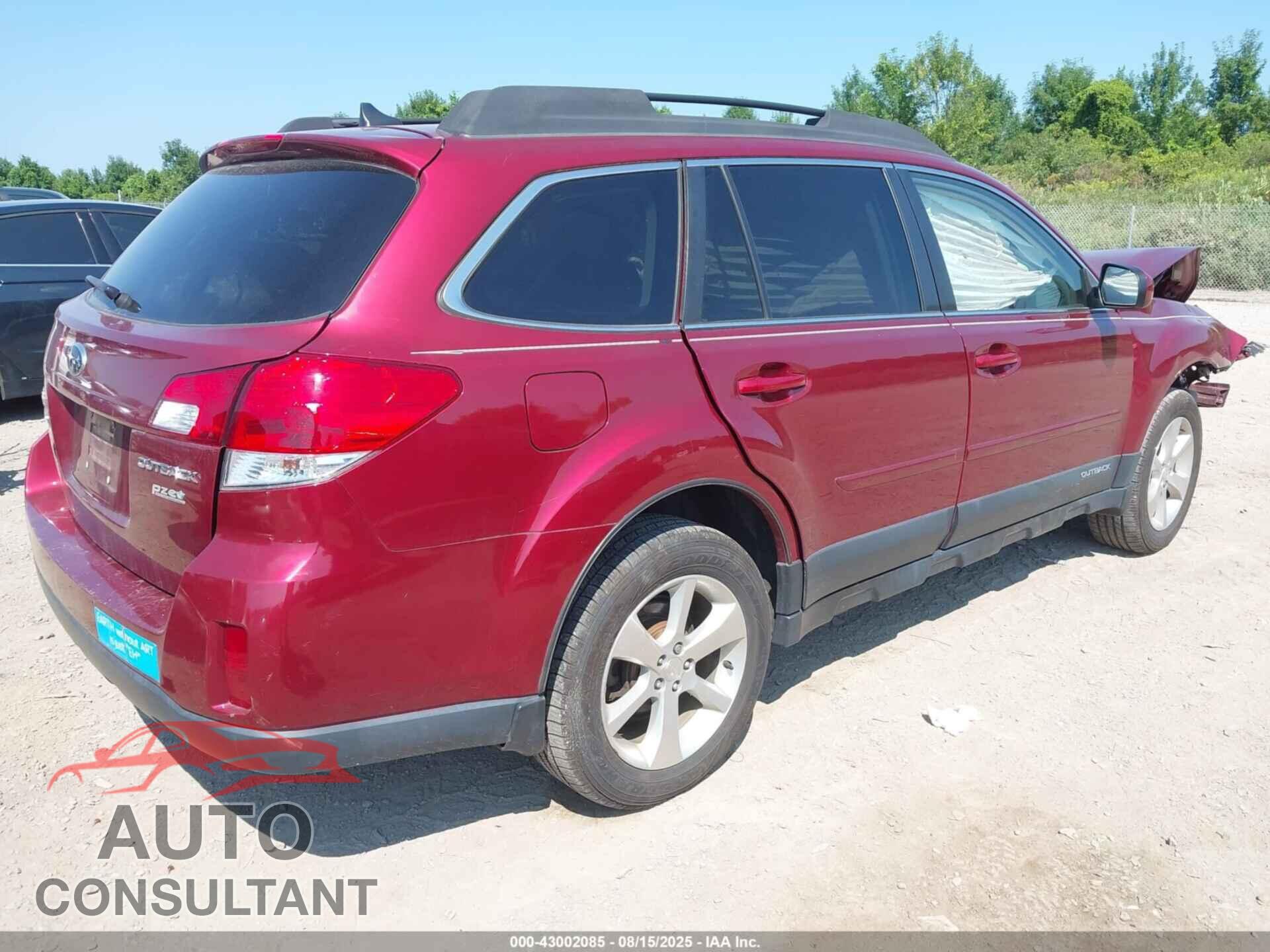 SUBARU OUTBACK 2013 - 4S4BRBKC8D3324721