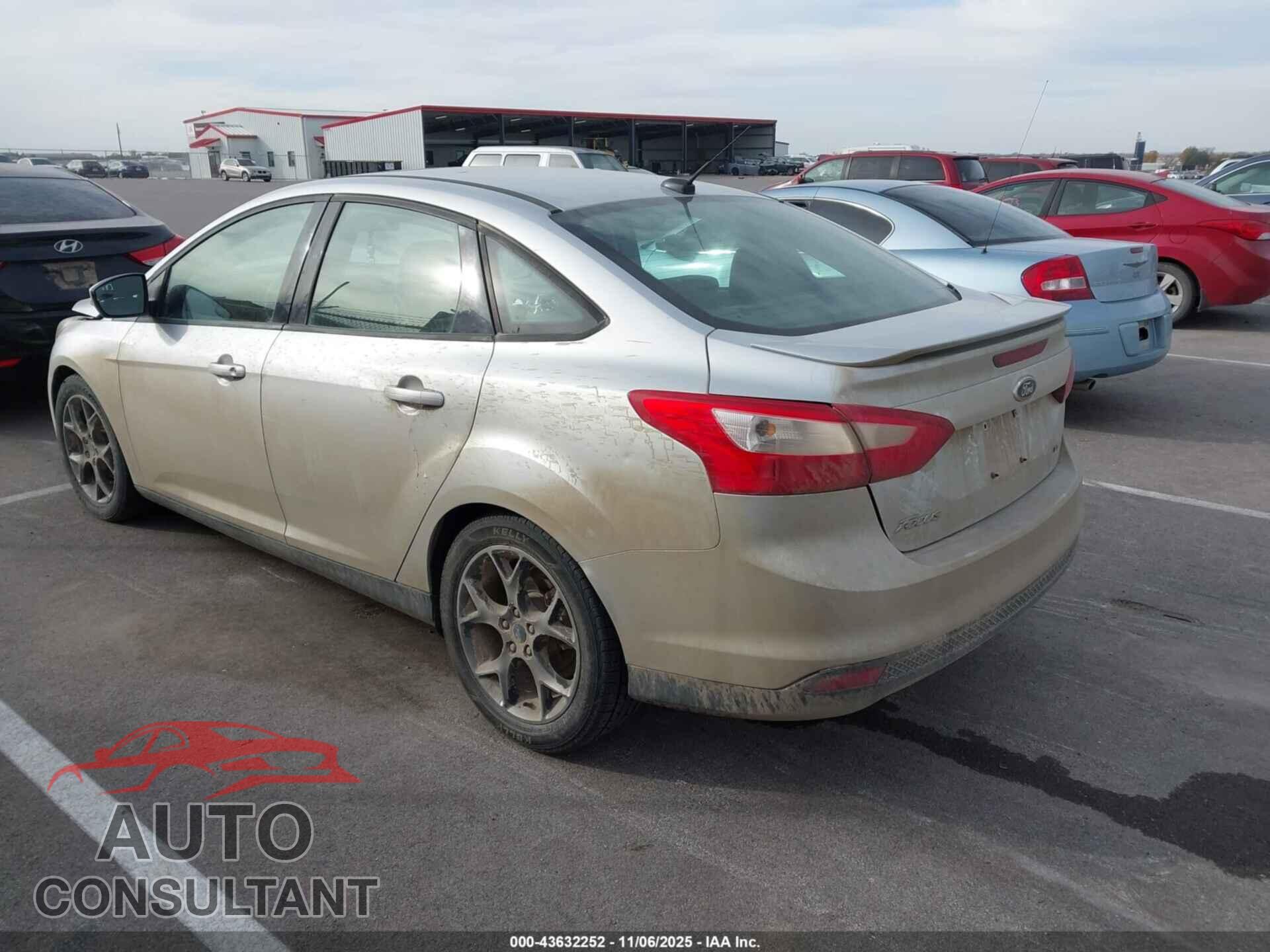 FORD FOCUS 2013 - 1FADP3F2XDL124763