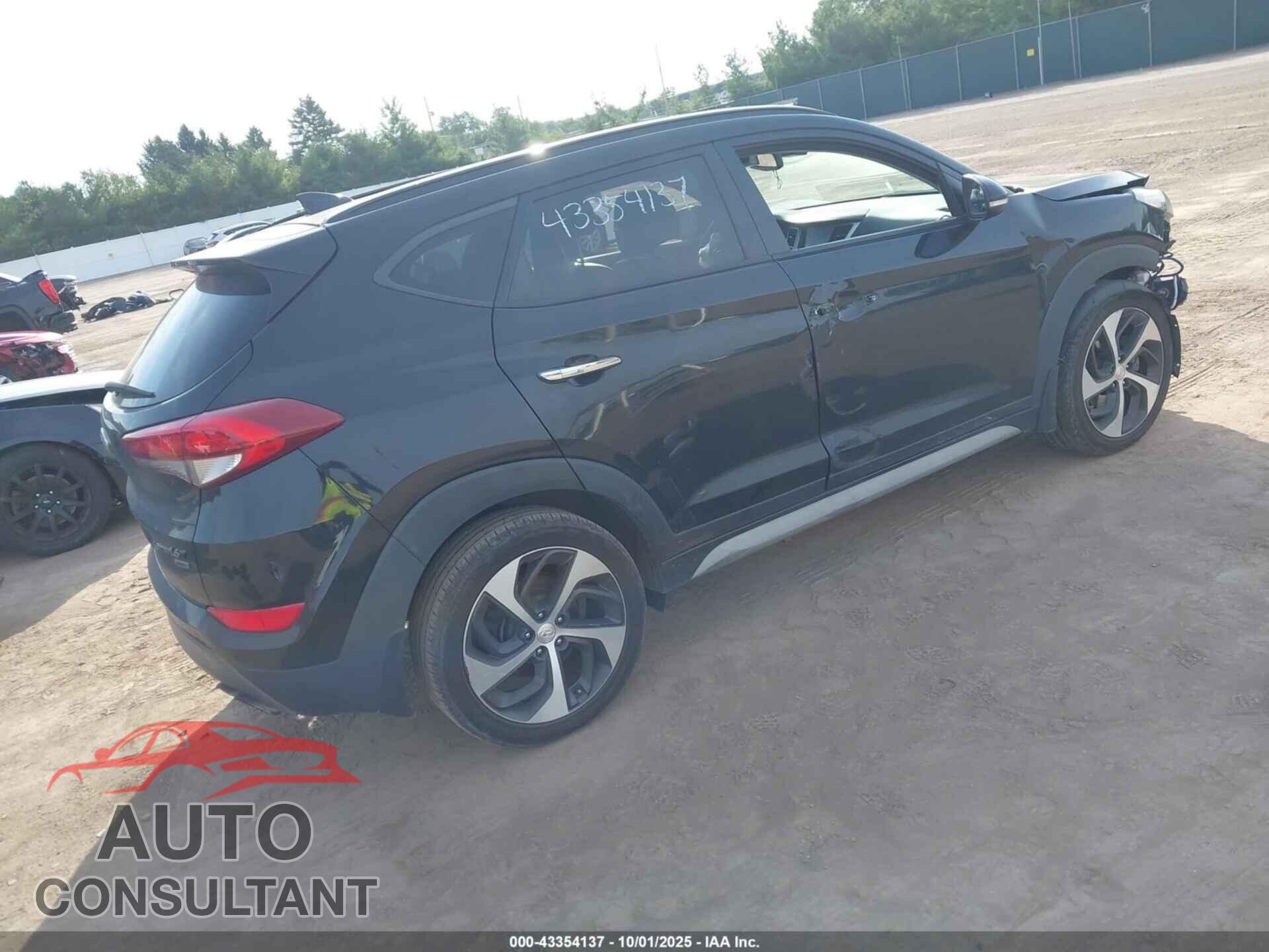 HYUNDAI TUCSON 2017 - KM8J3CA21HU530877