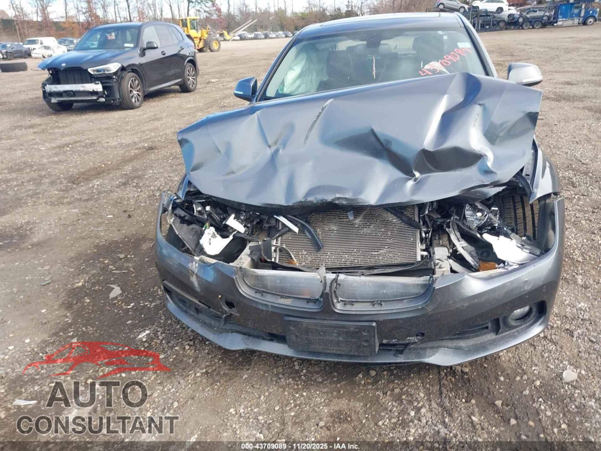 BMW 320I 2016 - WBA8E5G50GNT94354