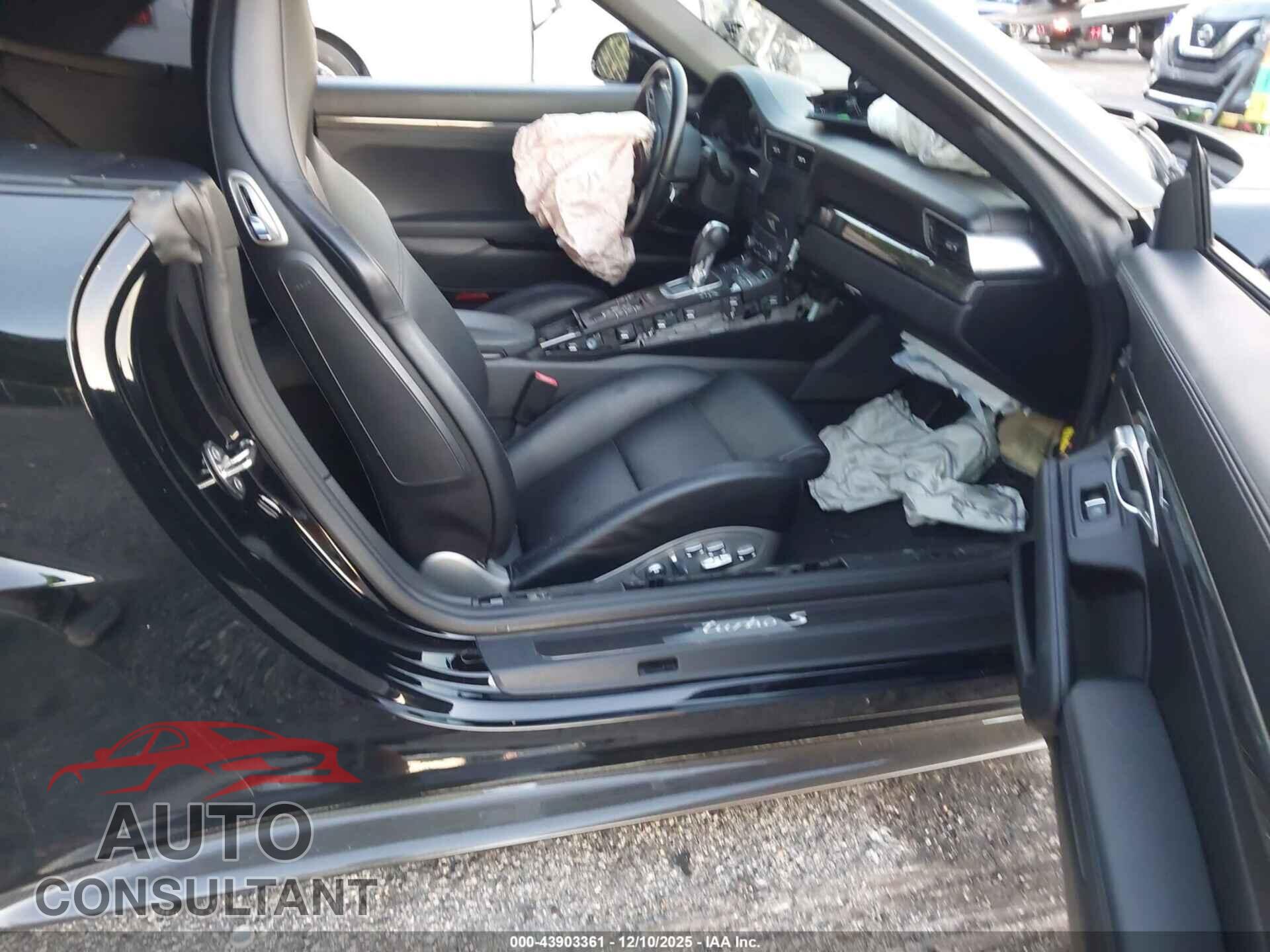 PORSCHE 911 2017 - WP0CD2A90HS178324
