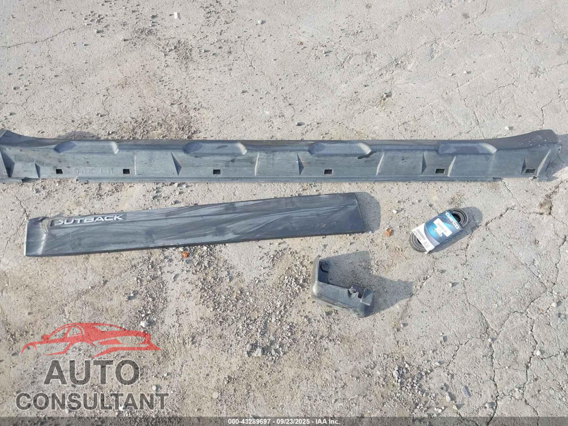 SUBARU OUTBACK 2013 - 4S4BRBLC4D3295443