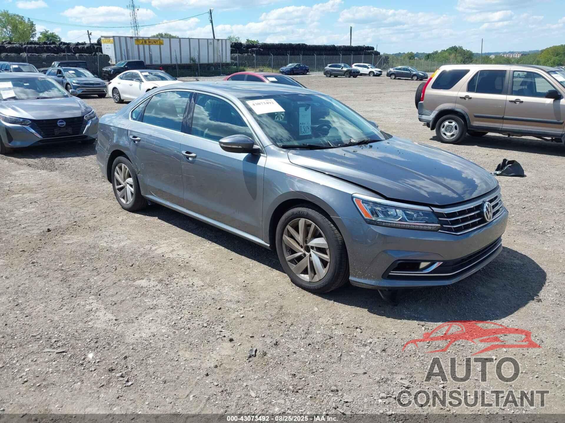 VOLKSWAGEN PASSAT 2018 - 1VWBA7A38JC015592