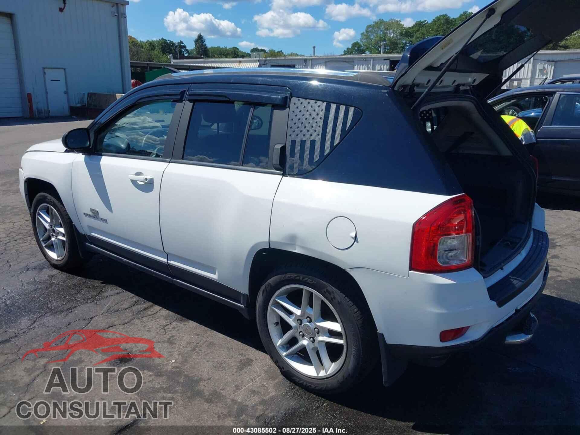JEEP COMPASS 2011 - 1J4NT5FB2BD203271
