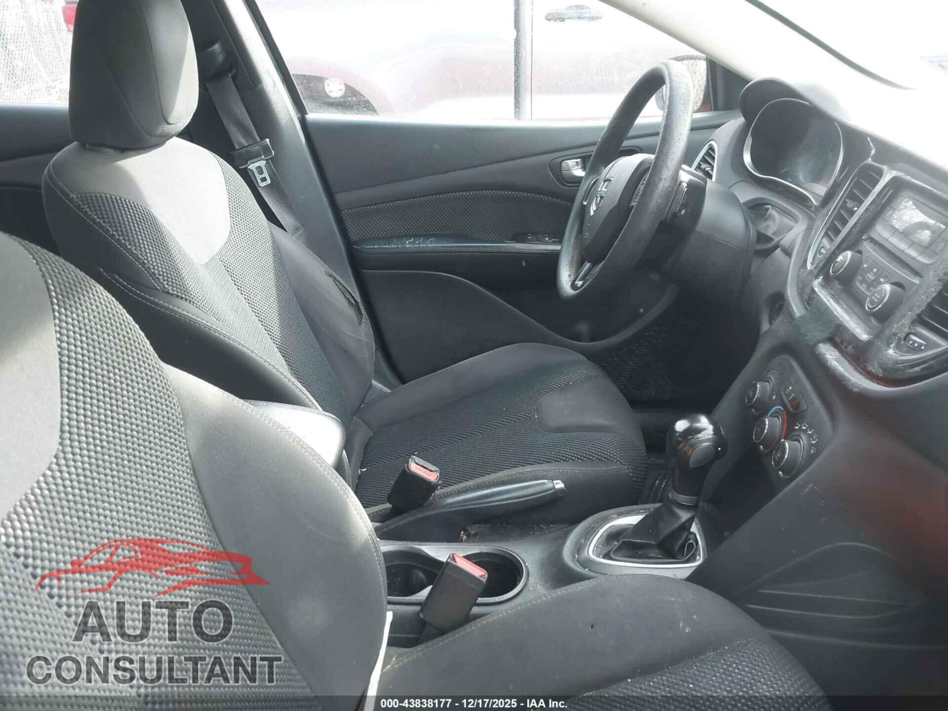 DODGE DART 2015 - 1C3CDFBB0FD431852