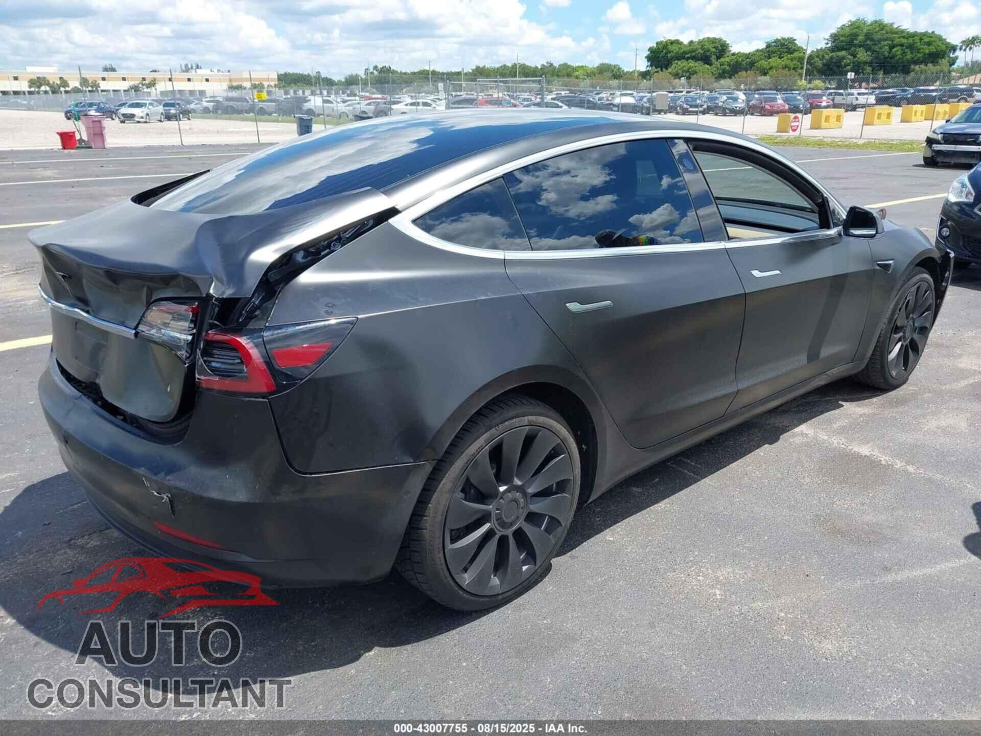 TESLA MODEL 3 2018 - 5YJ3E1EA6JF163535