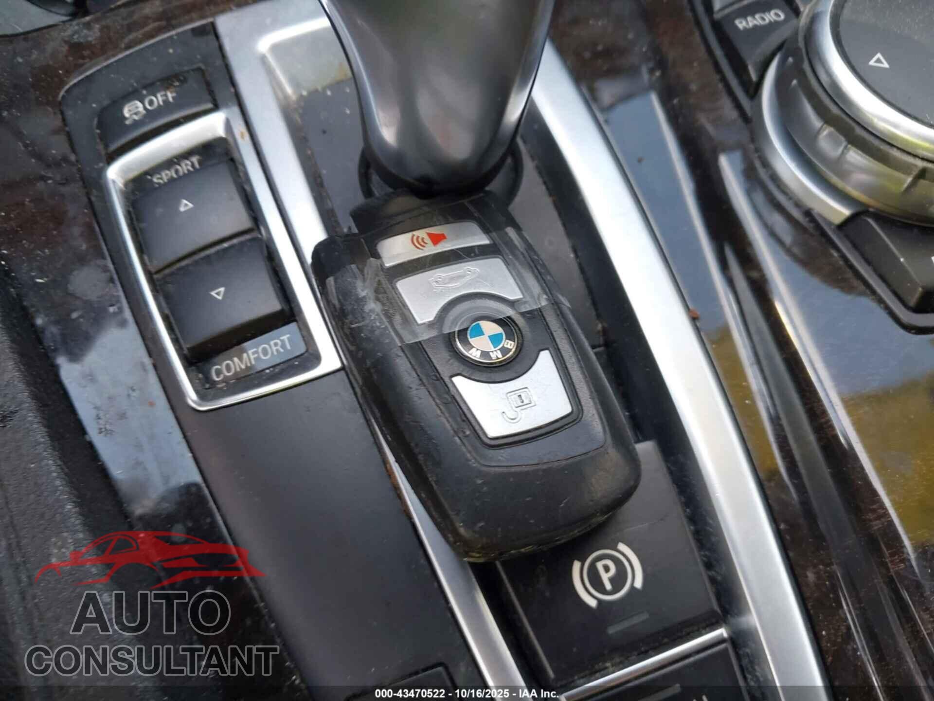 BMW 528I 2015 - WBA5A5C54FD525018