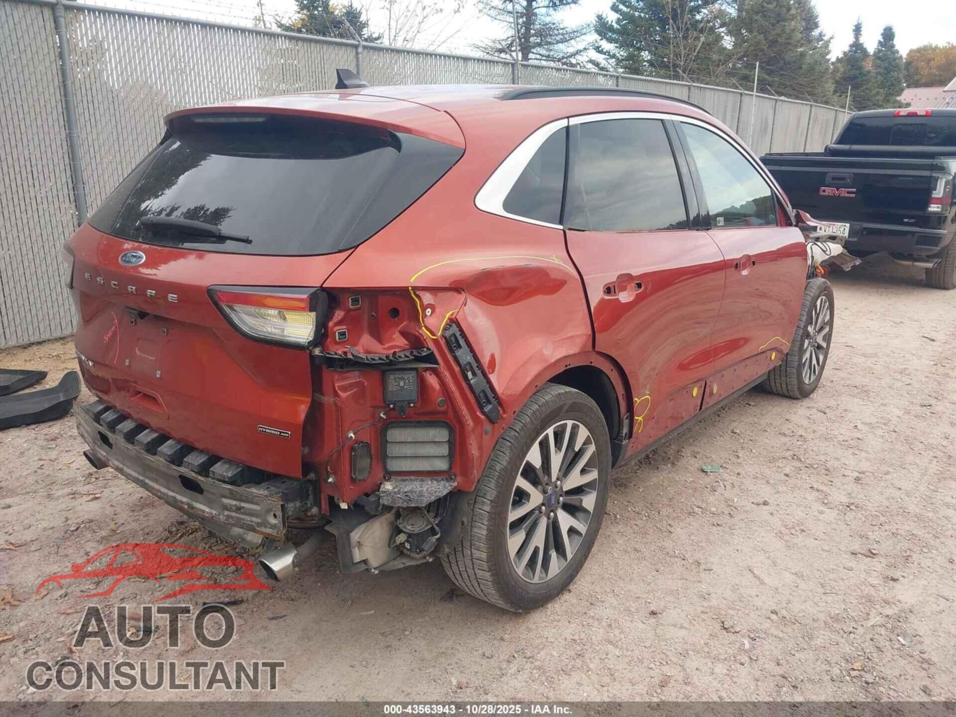 FORD ESCAPE 2020 - 1FMCU9DZ6LUA42759