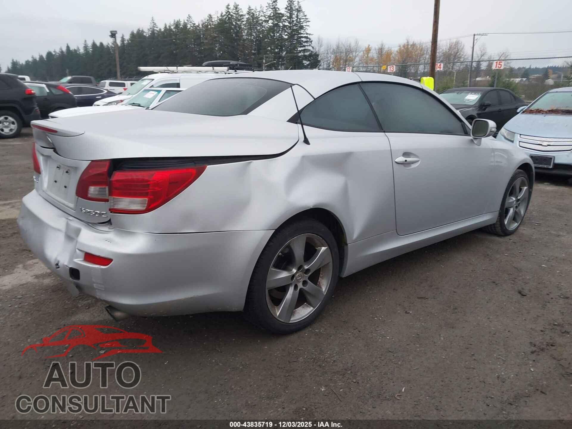 LEXUS IS 250C 2010 - JTHFF2C22A2504927