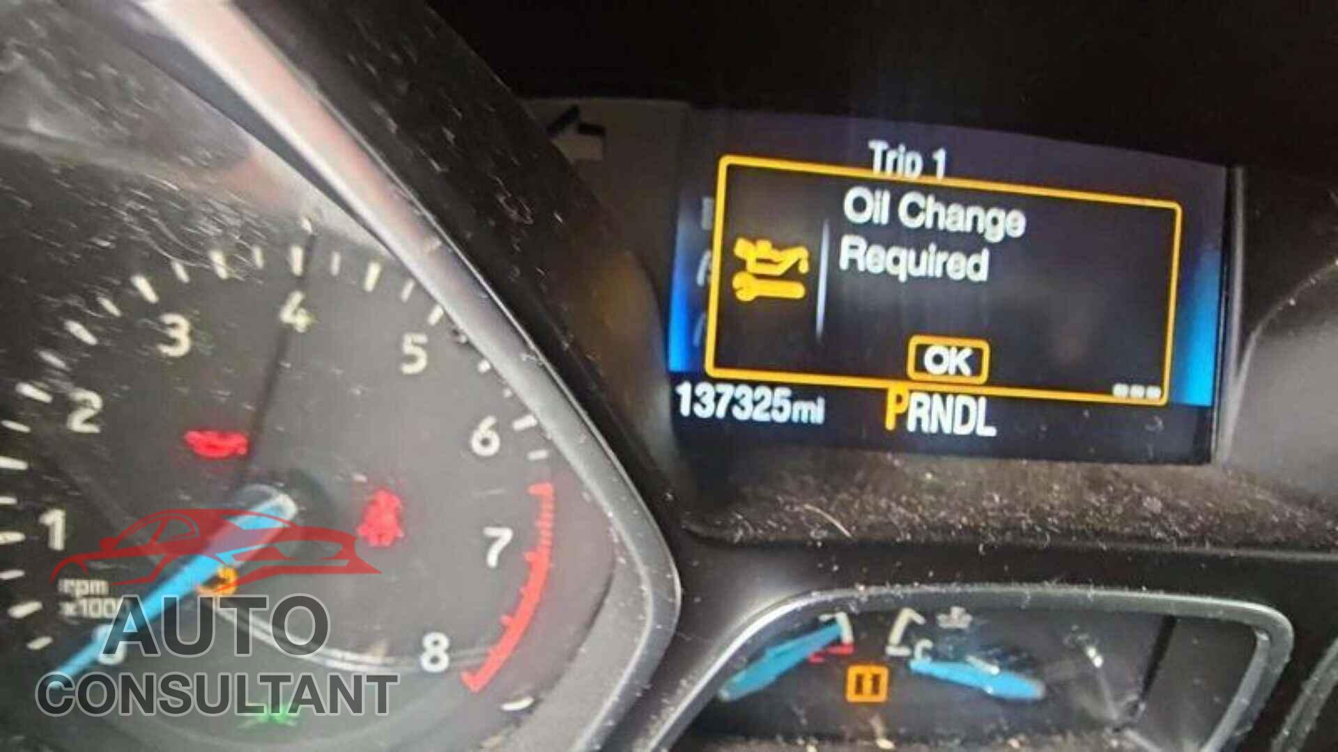 FORD FOCUS 2017 - 1FADP3E22HL212083