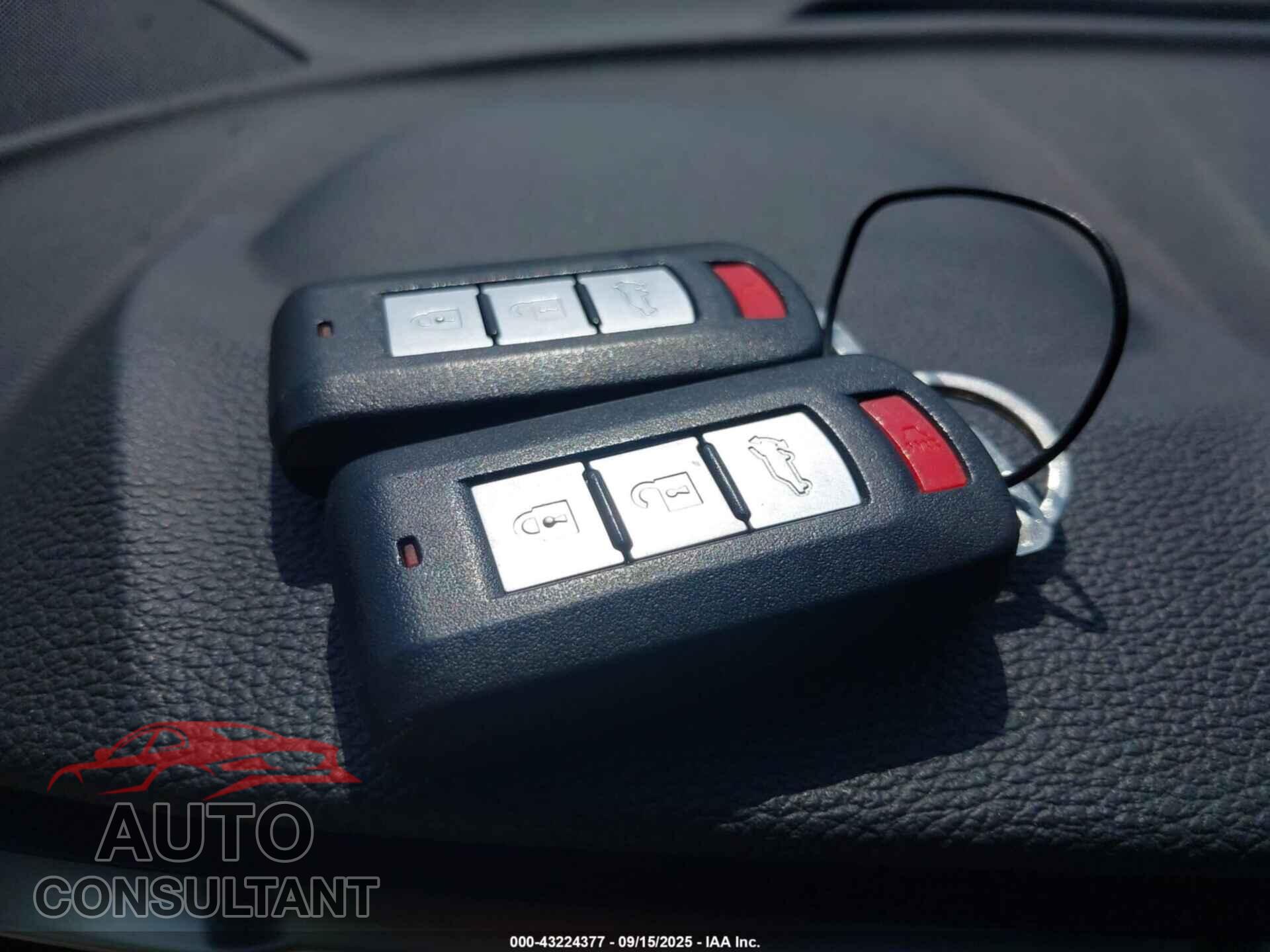 MITSUBISHI ECLIPSE CROSS 2024 - JA4ATWAA6RZ045369