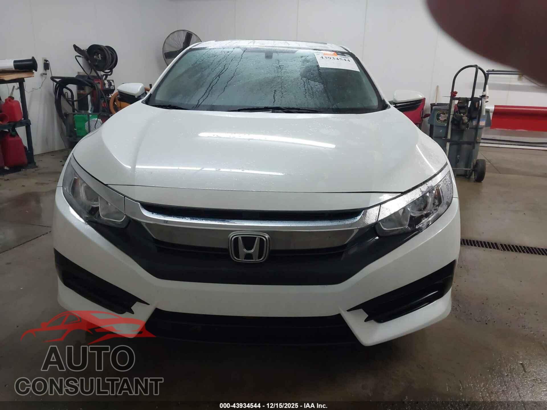 HONDA CIVIC 2017 - 19XFC2F76HE058196