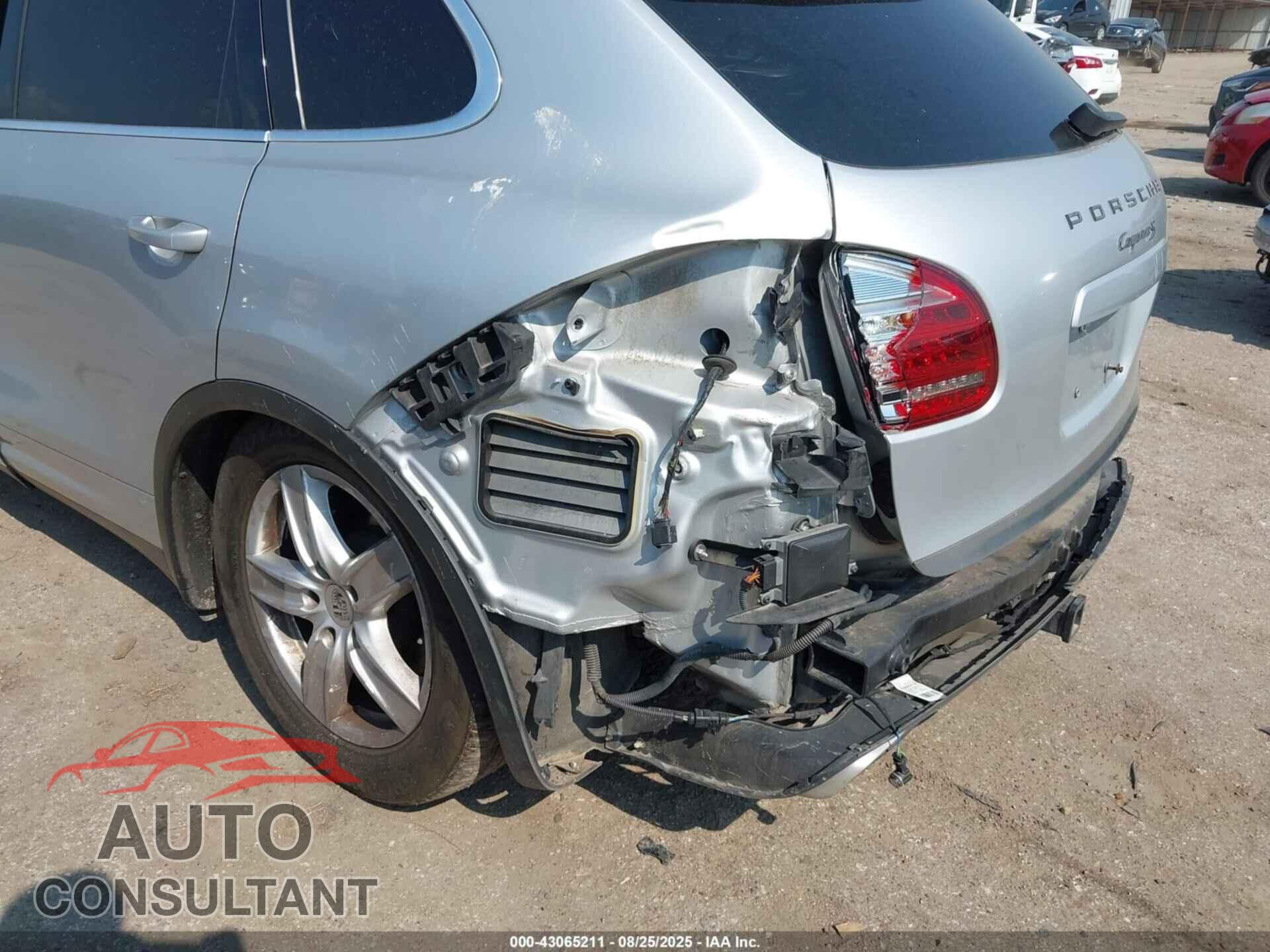 PORSCHE CAYENNE 2012 - WP1AB2A26CLA41972
