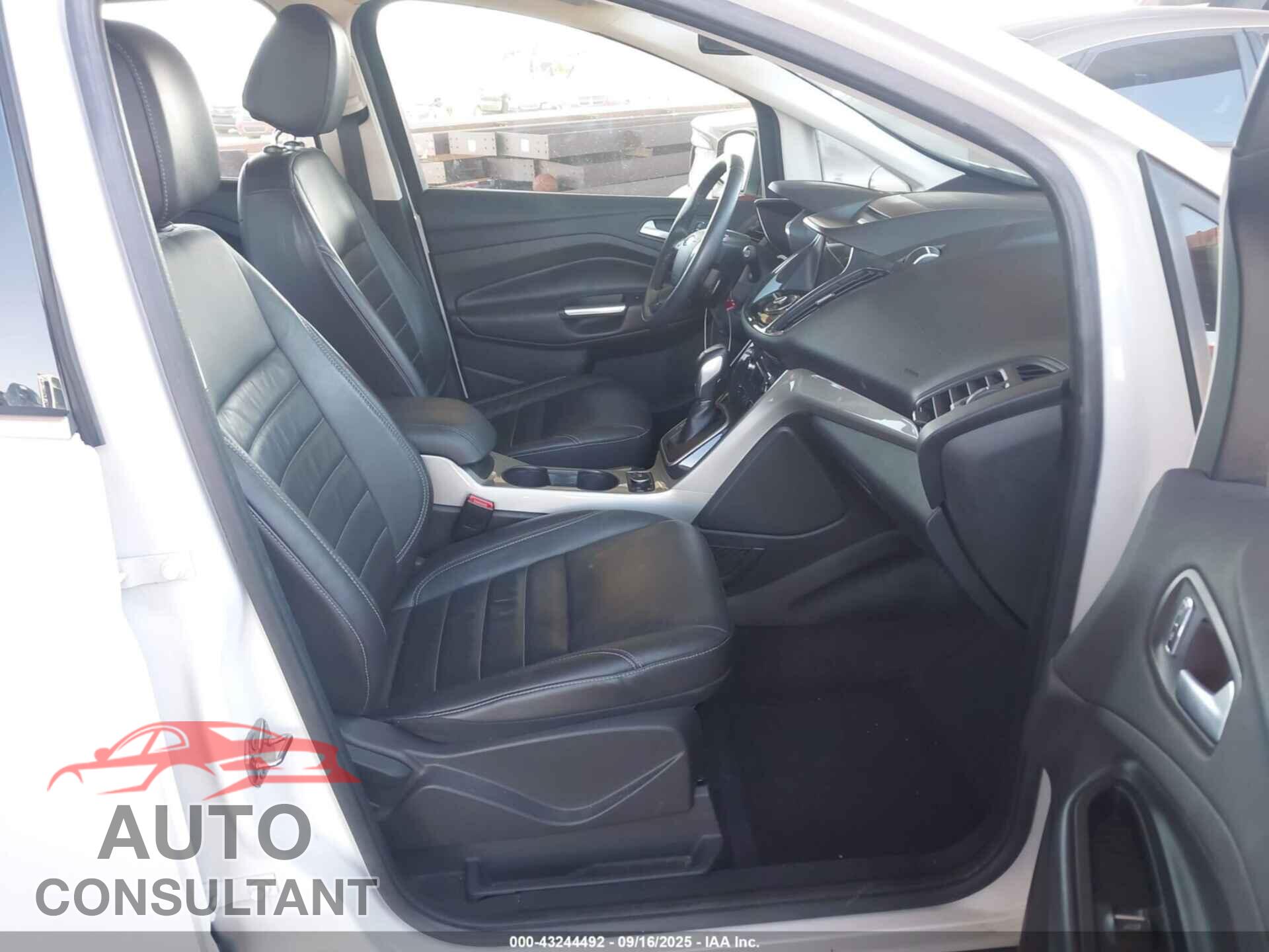 FORD C-MAX ENERGI 2016 - 1FADP5CU3GL111276