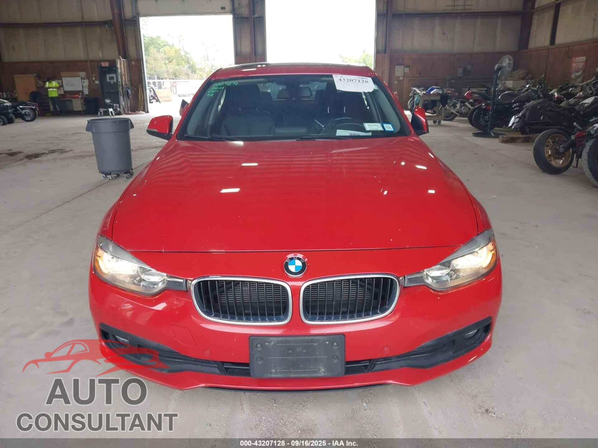 BMW 320I 2016 - WBA8E5G54GNU21426