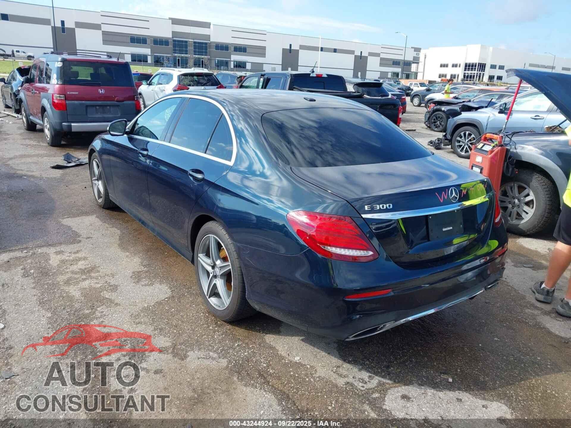 MERCEDES-BENZ E 300 2017 - WDDZF4JB0HA042290