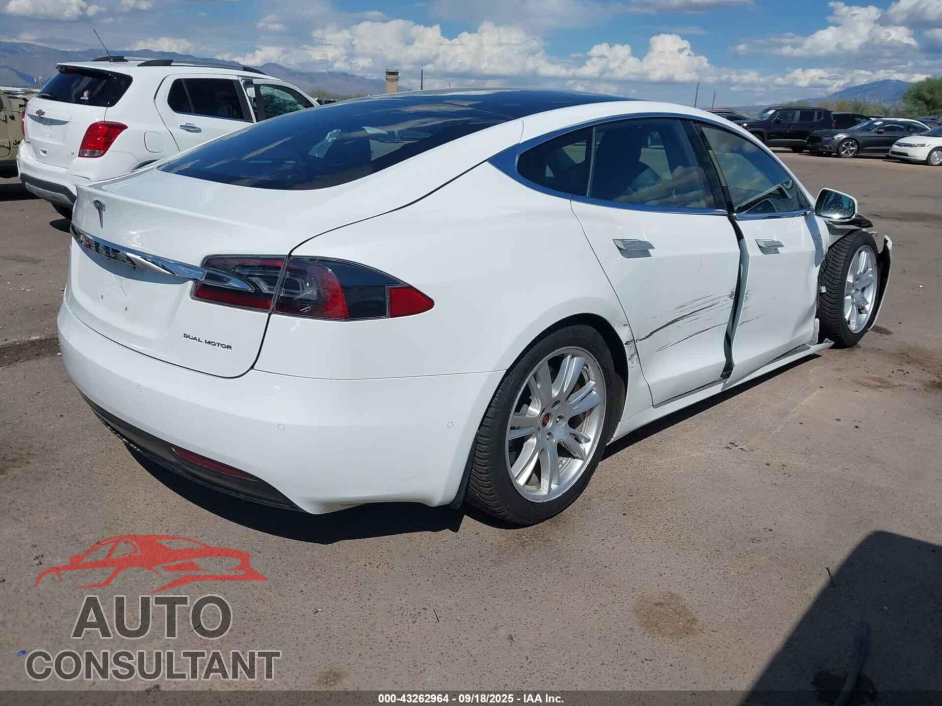 TESLA MODEL S 2021 - 5YJSA1E22MF416743