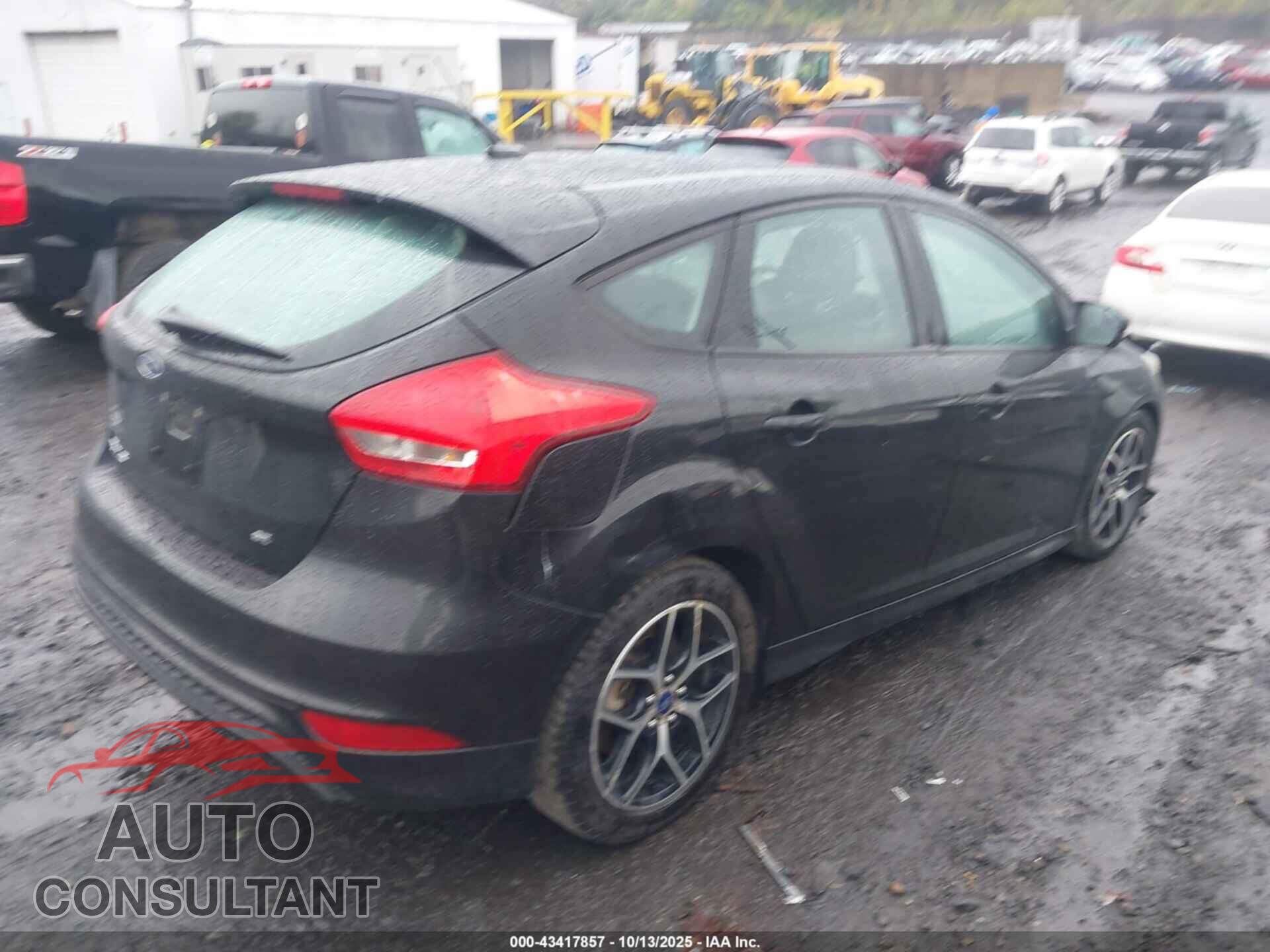 FORD FOCUS 2015 - 1FADP3K29FL246734