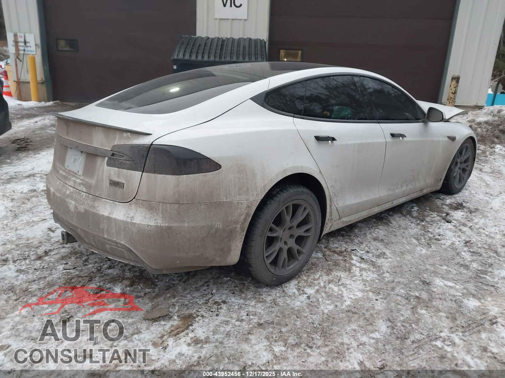 TESLA MODEL S 2021 - 5YJSA1E61MF442723