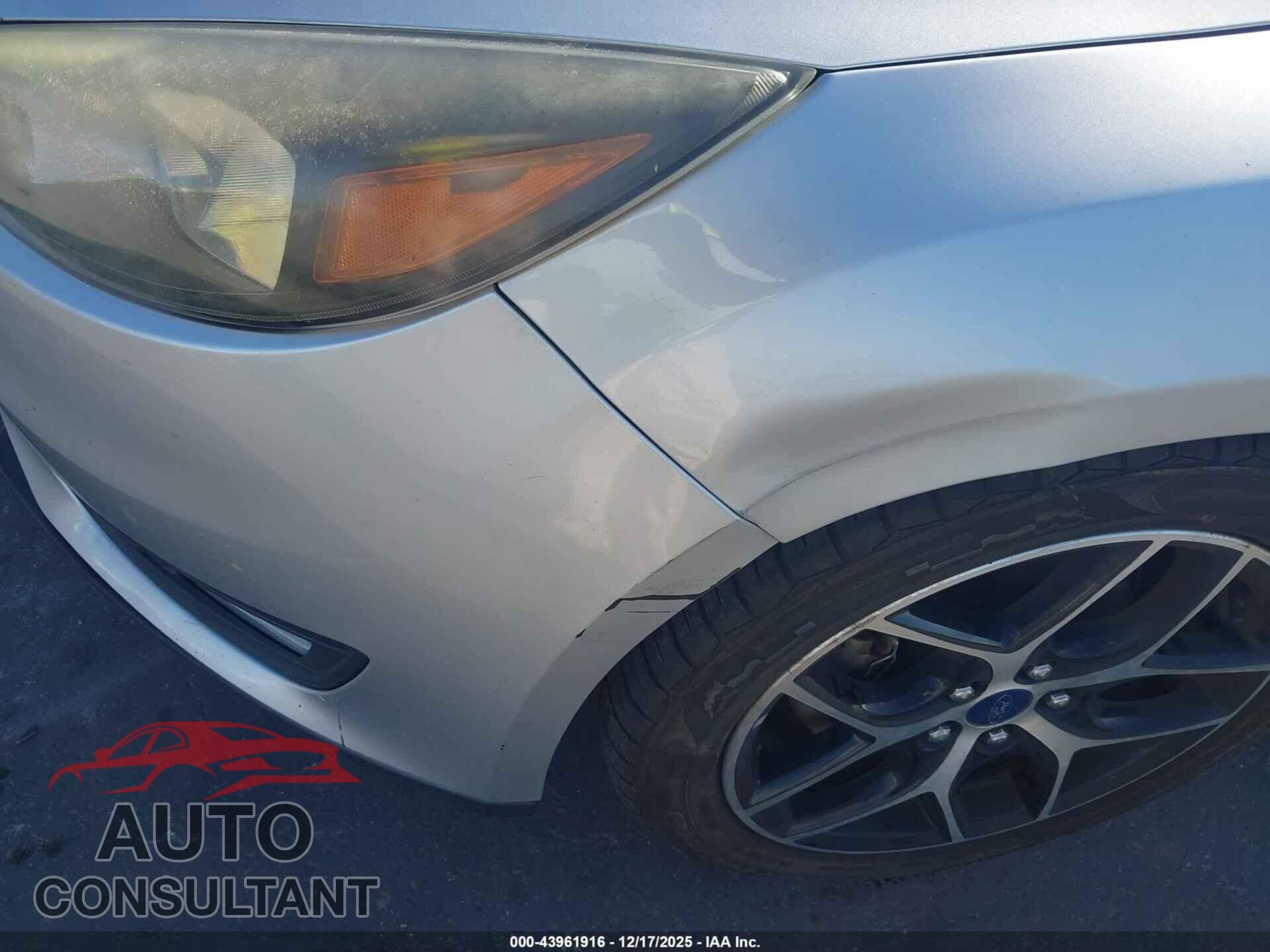 FORD FOCUS 2017 - 1FADP3M20HL225531