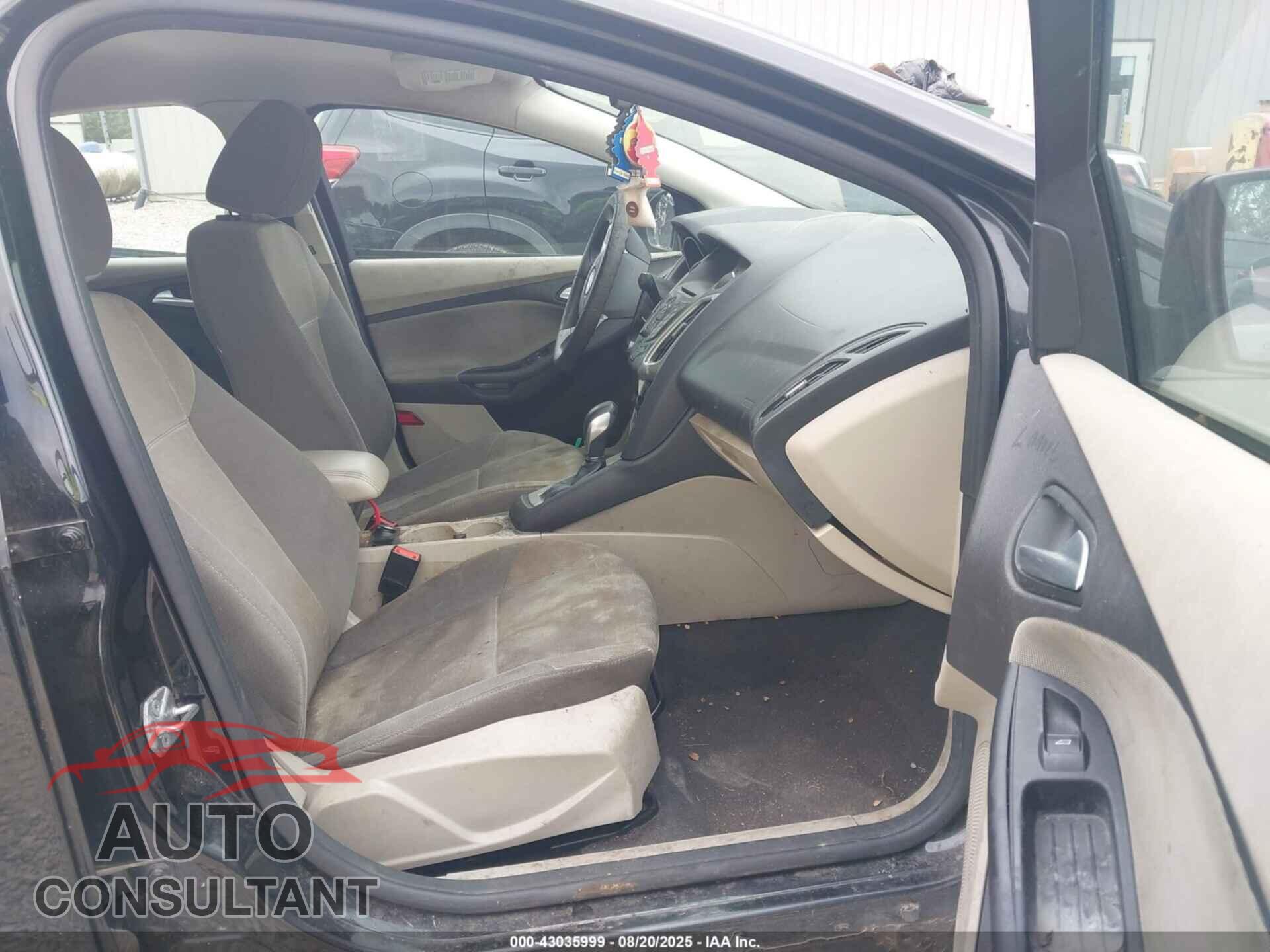 FORD FOCUS 2014 - 1FADP3F22EL217634