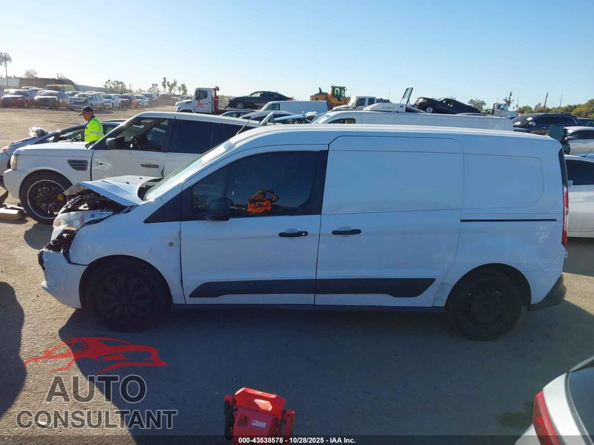 FORD TRANSIT CONNECT 2017 - NM0LS7F77H1297162