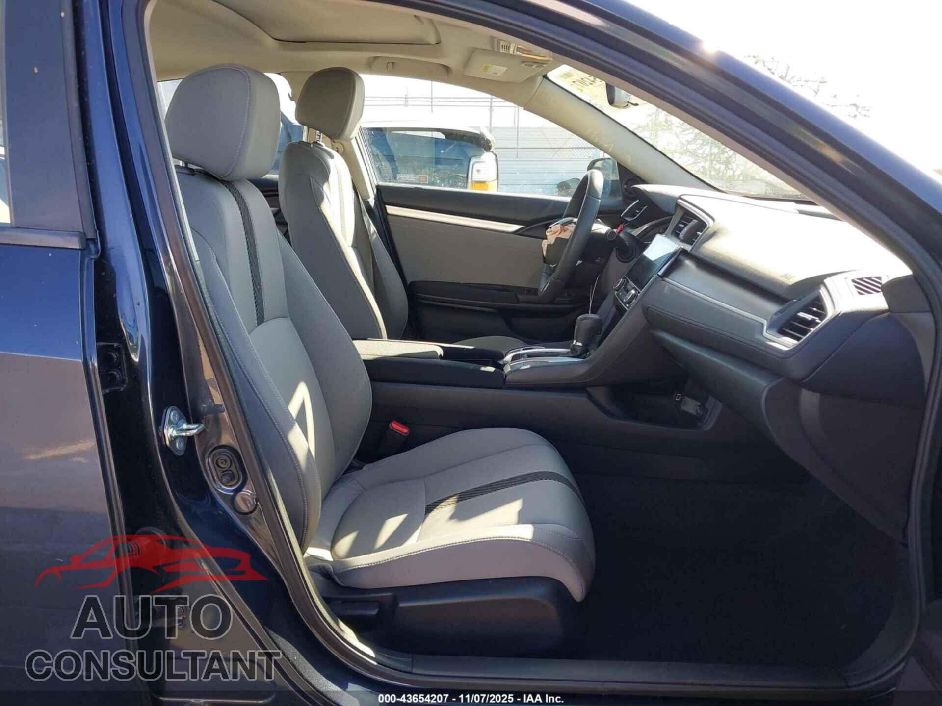 HONDA CIVIC 2017 - 2HGFC2F79HH539324