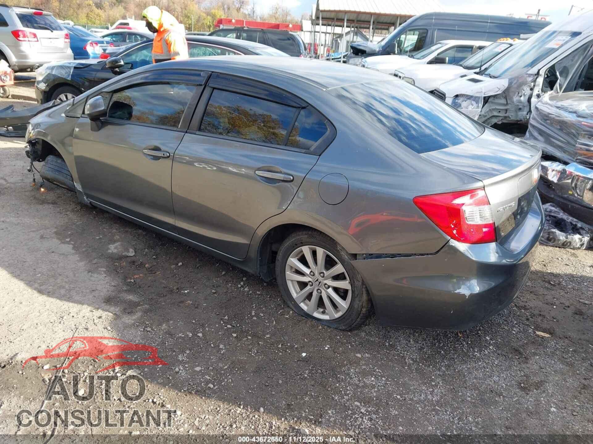 HONDA CIVIC 2012 - 2HGFB2F82CH316577